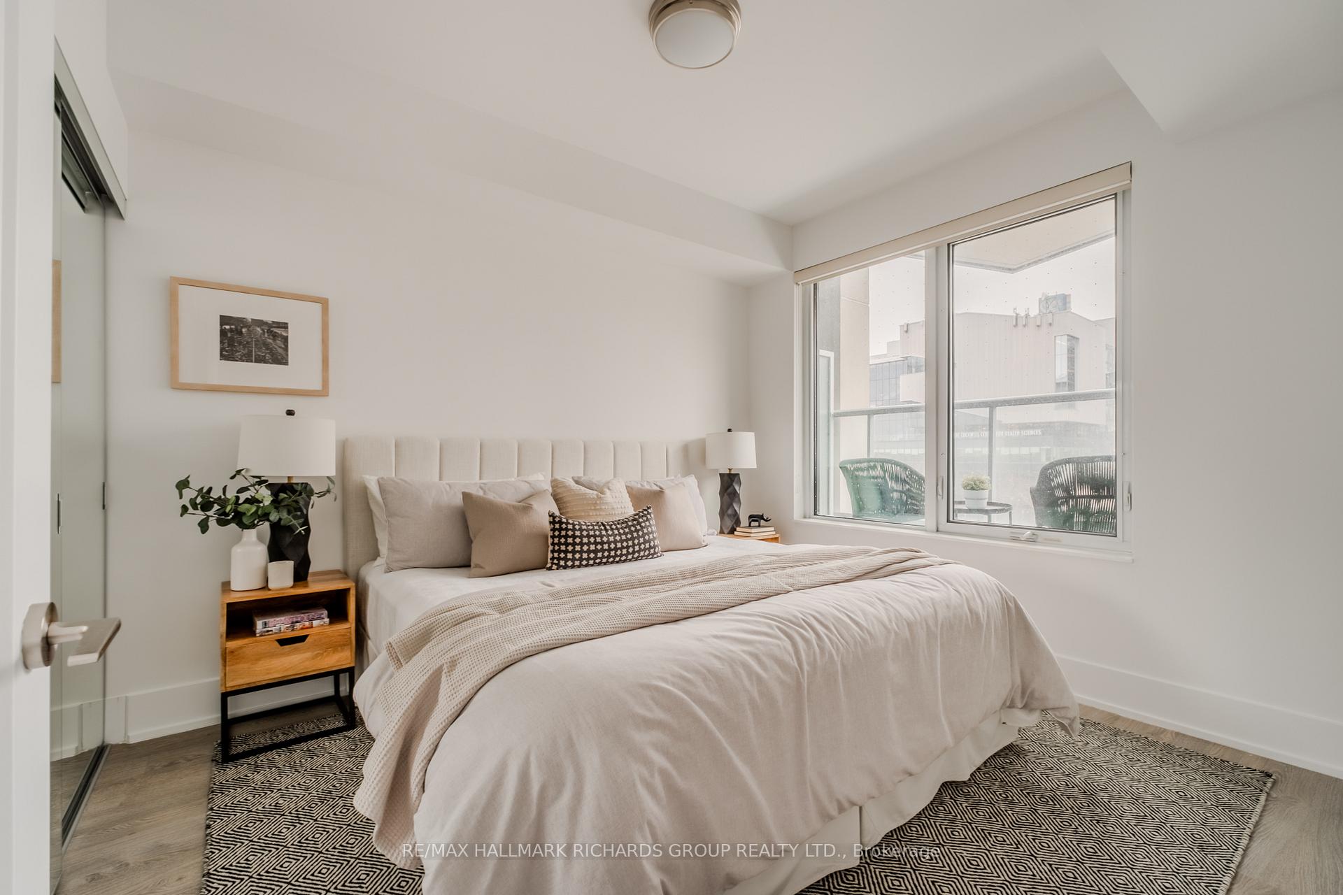 15 Merchants' Wharf, 340