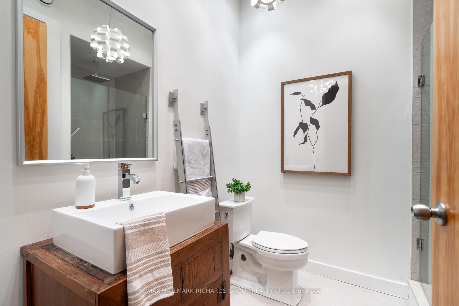 155 Dalhousie Street 942