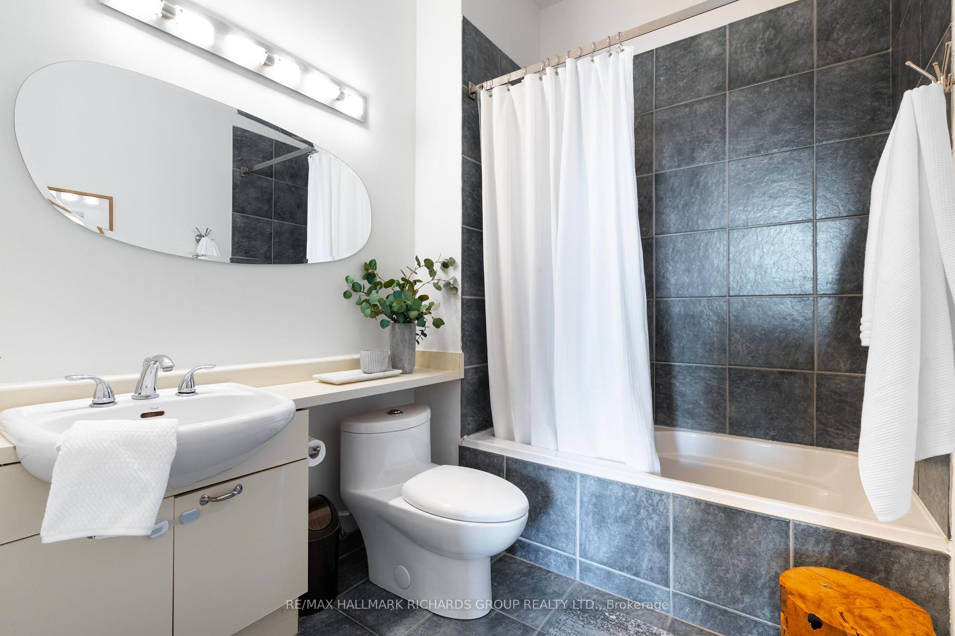 155 Dalhousie Street 942