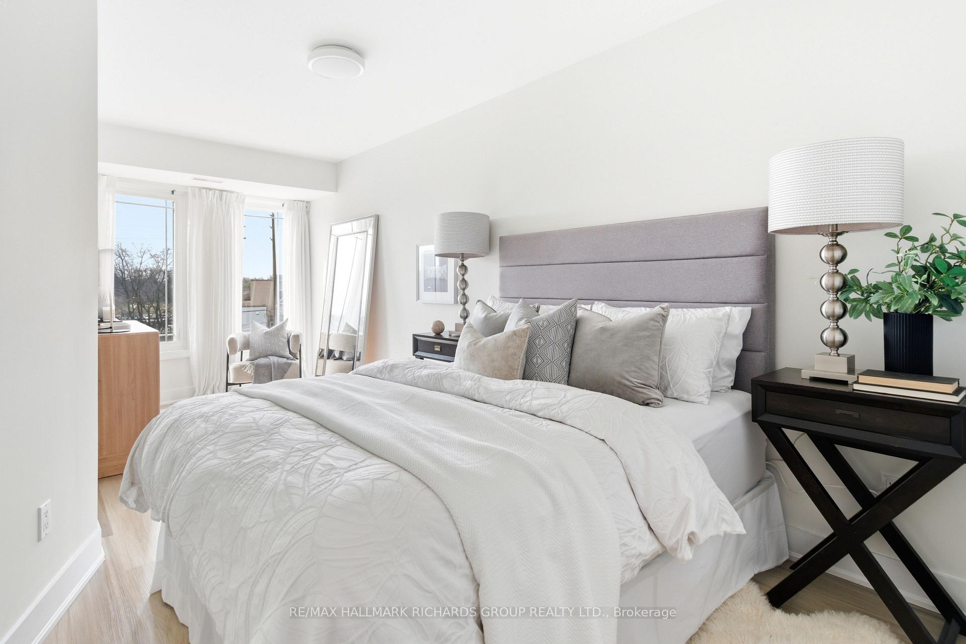 118 Finch Avenue W 8