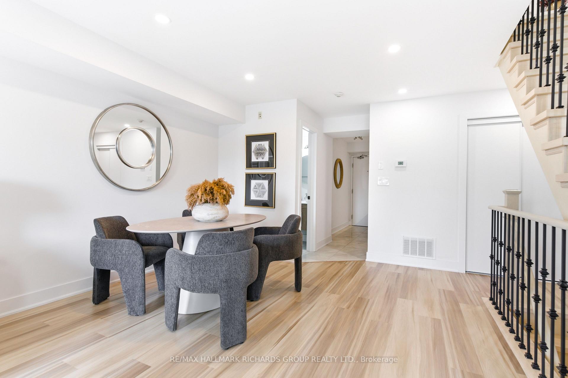 118 Finch Avenue W 8