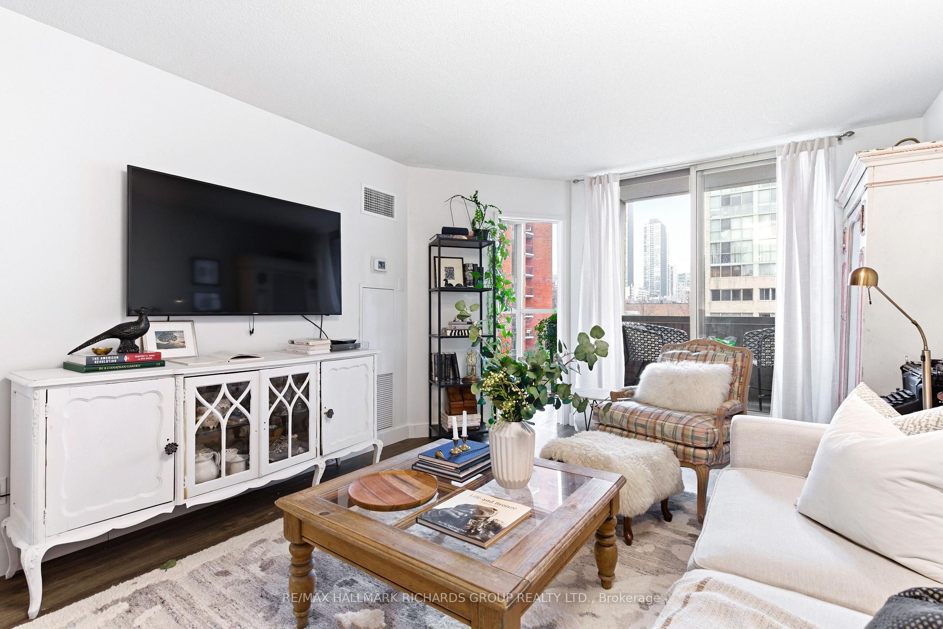 60 Homewood Avenue 501