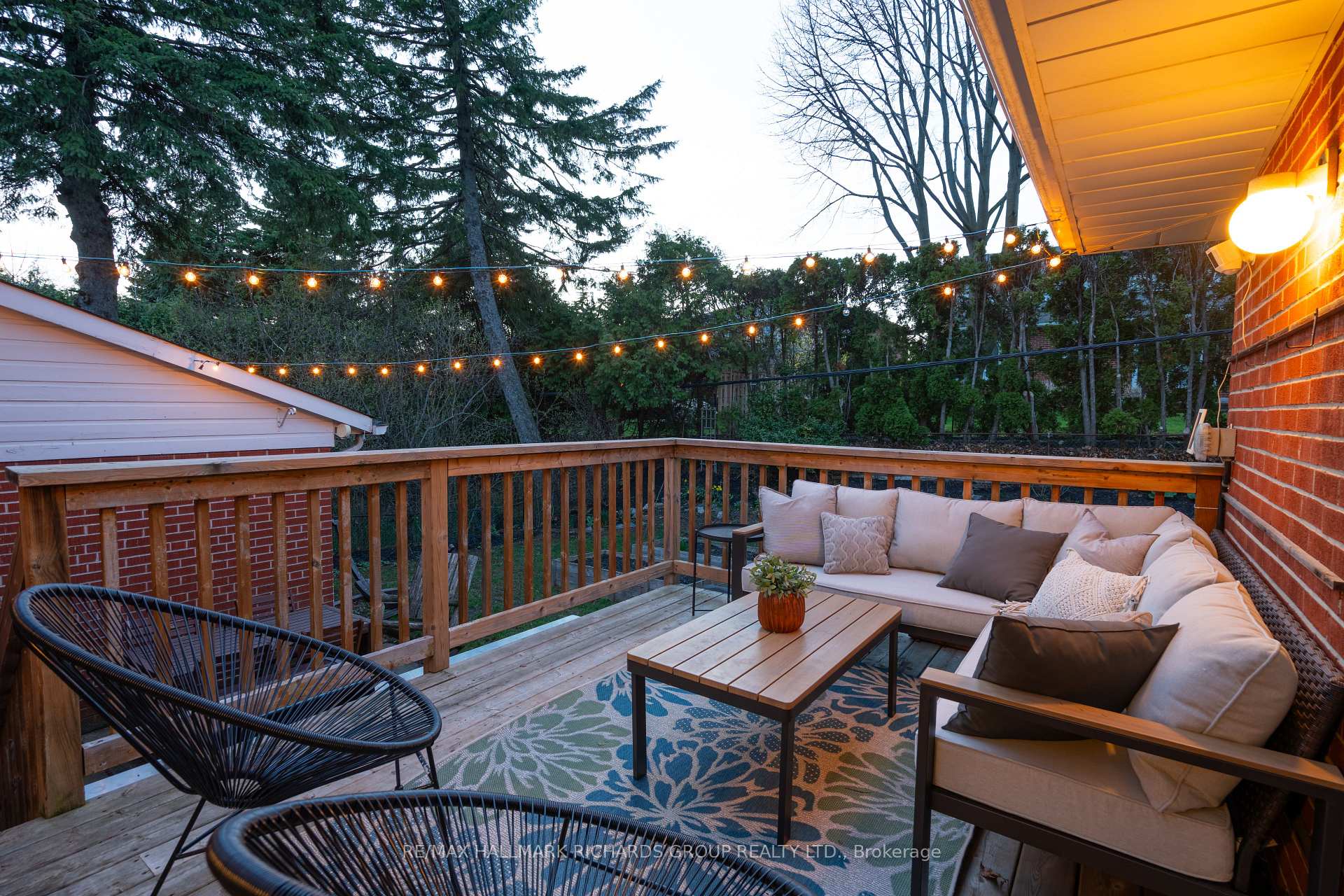 30 Fairhill Crescent