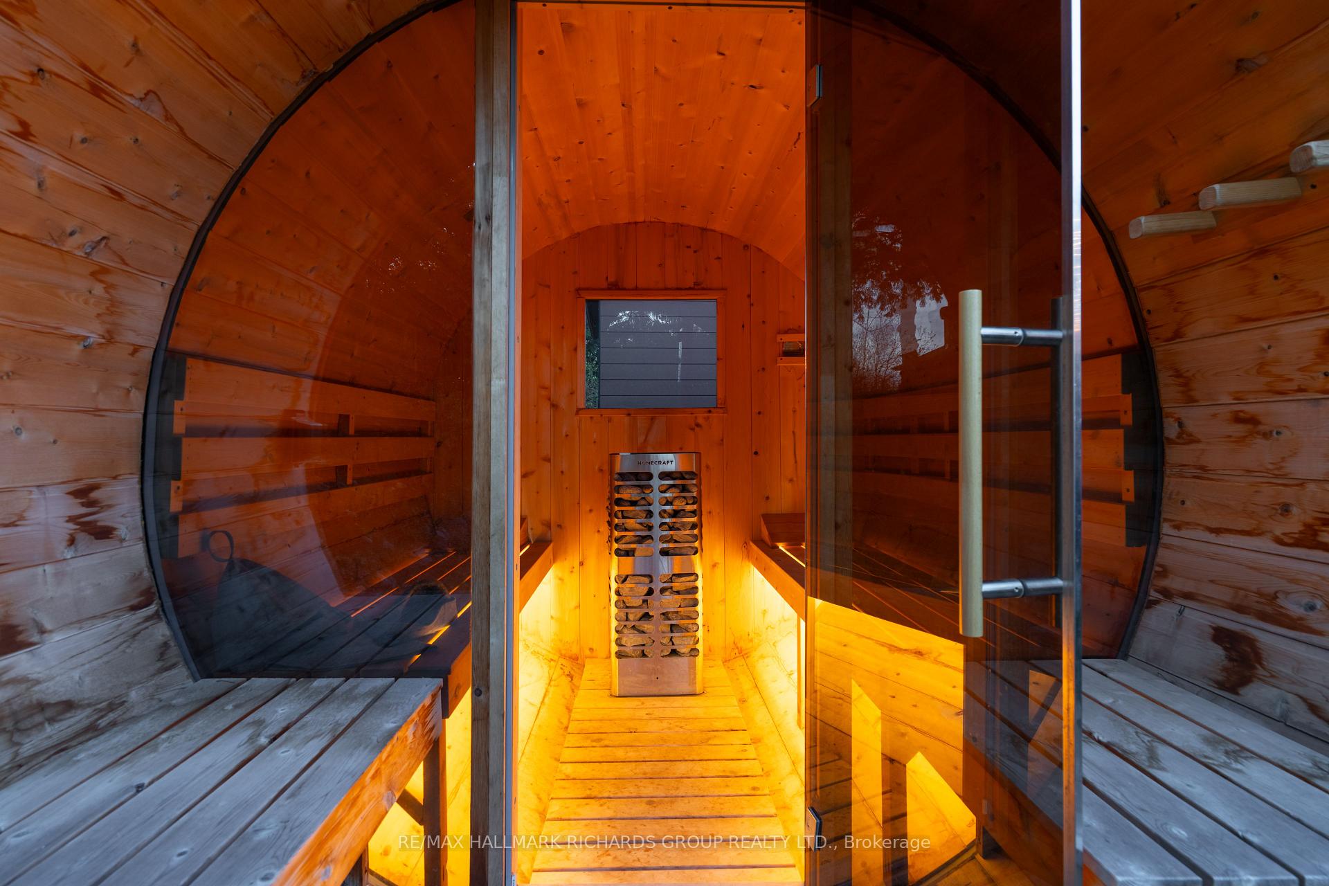 30 Fairhill Crescent