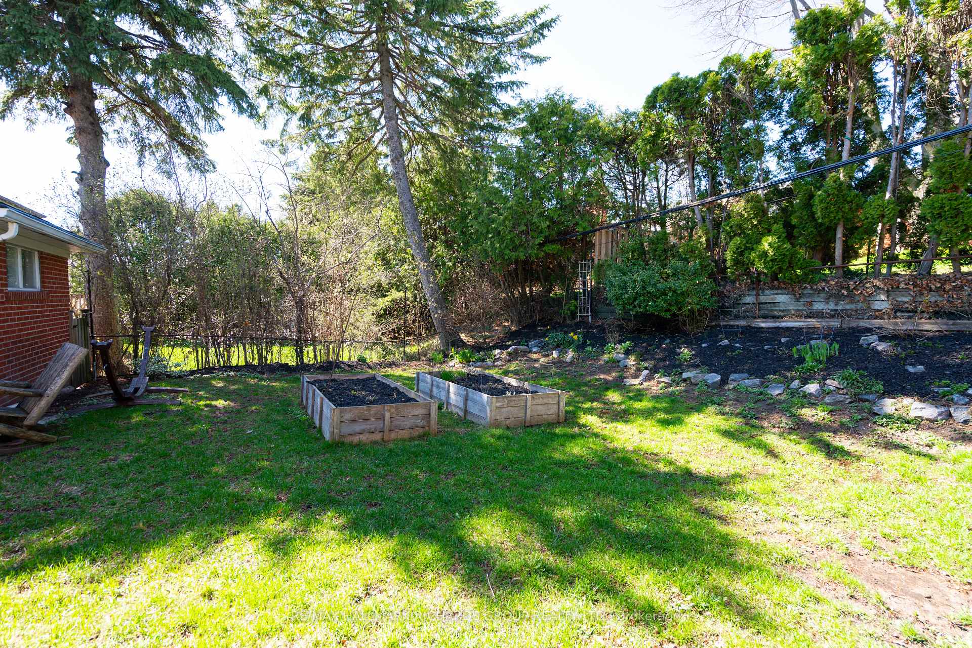 30 Fairhill Crescent