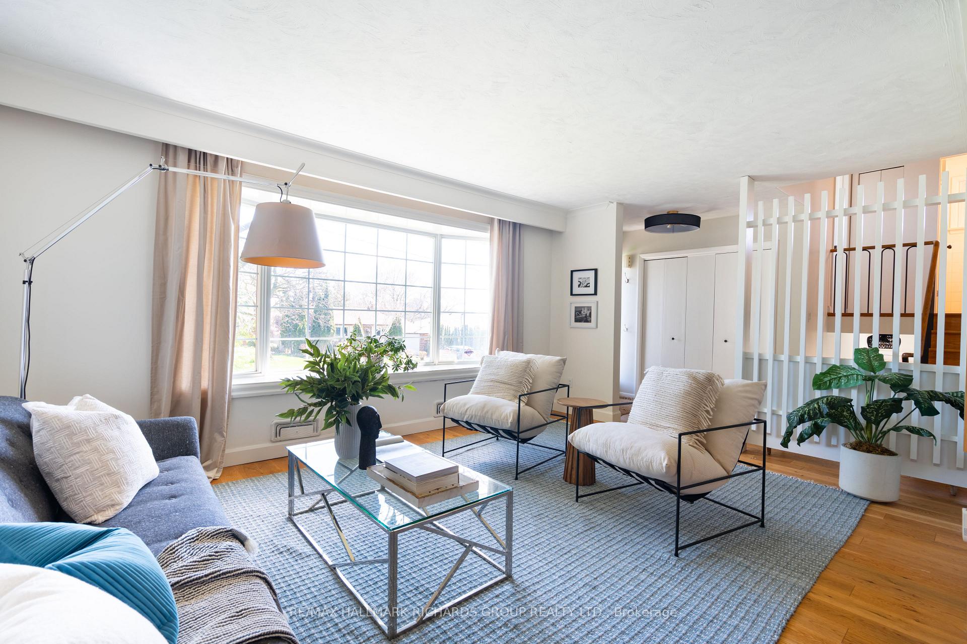 30 Fairhill Crescent