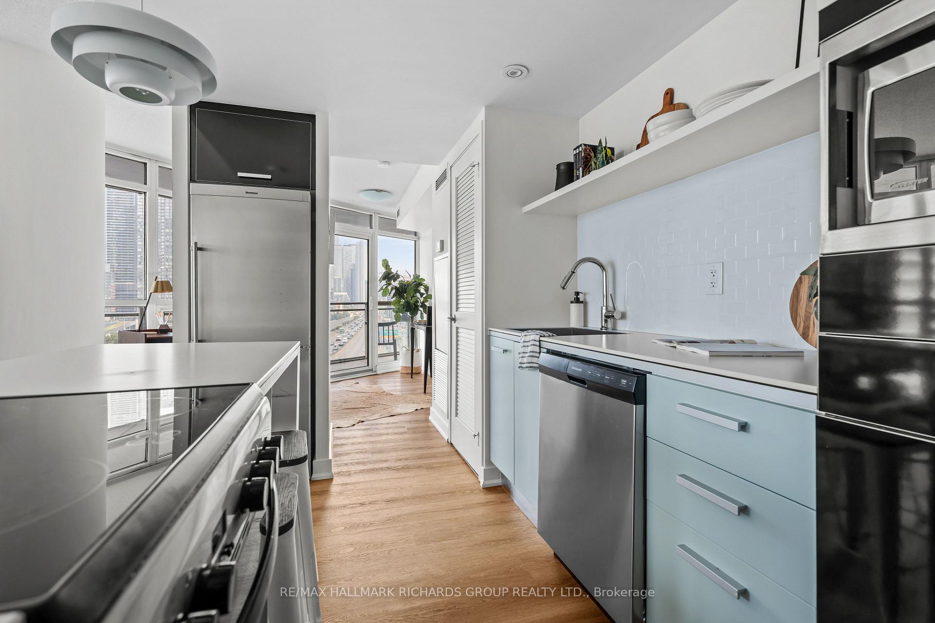 38 Dan Leckie Way 1208, Toronto Unit: 1208