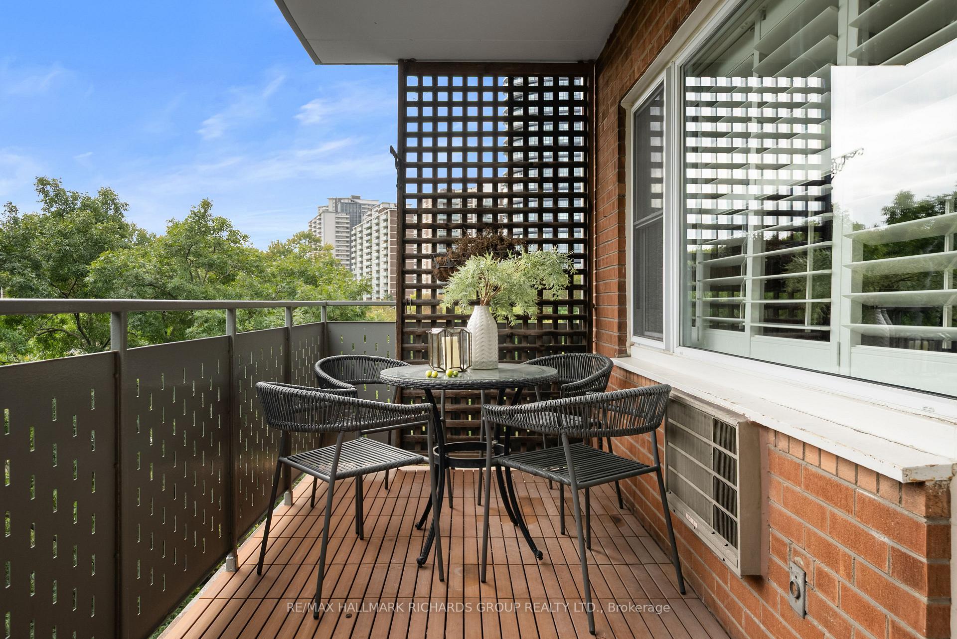 21 Dale Avenue 845, Toronto Unit: 845