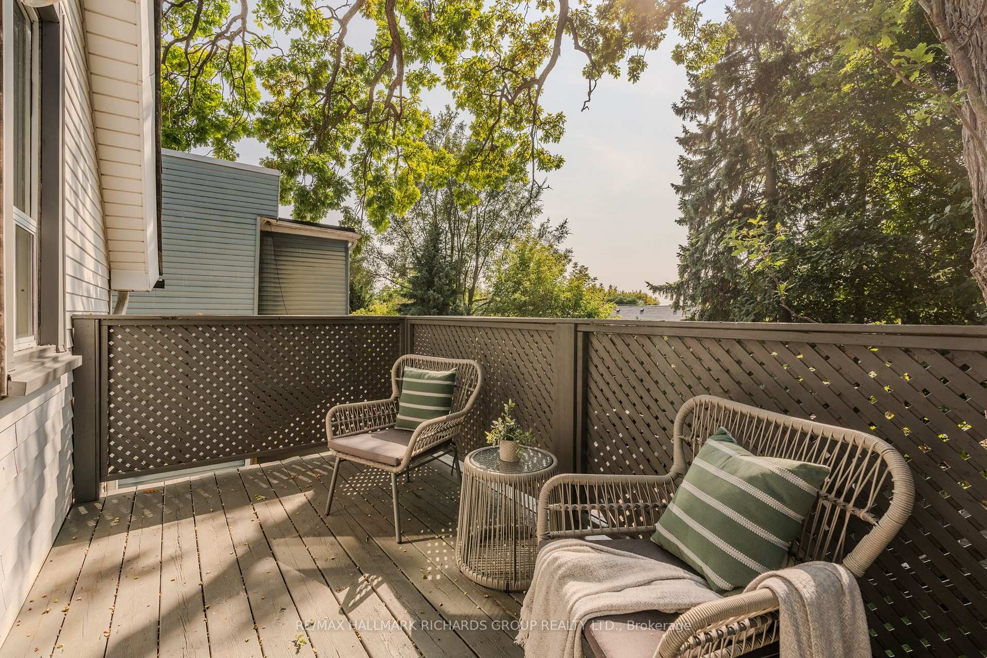 120 Lee Avenue