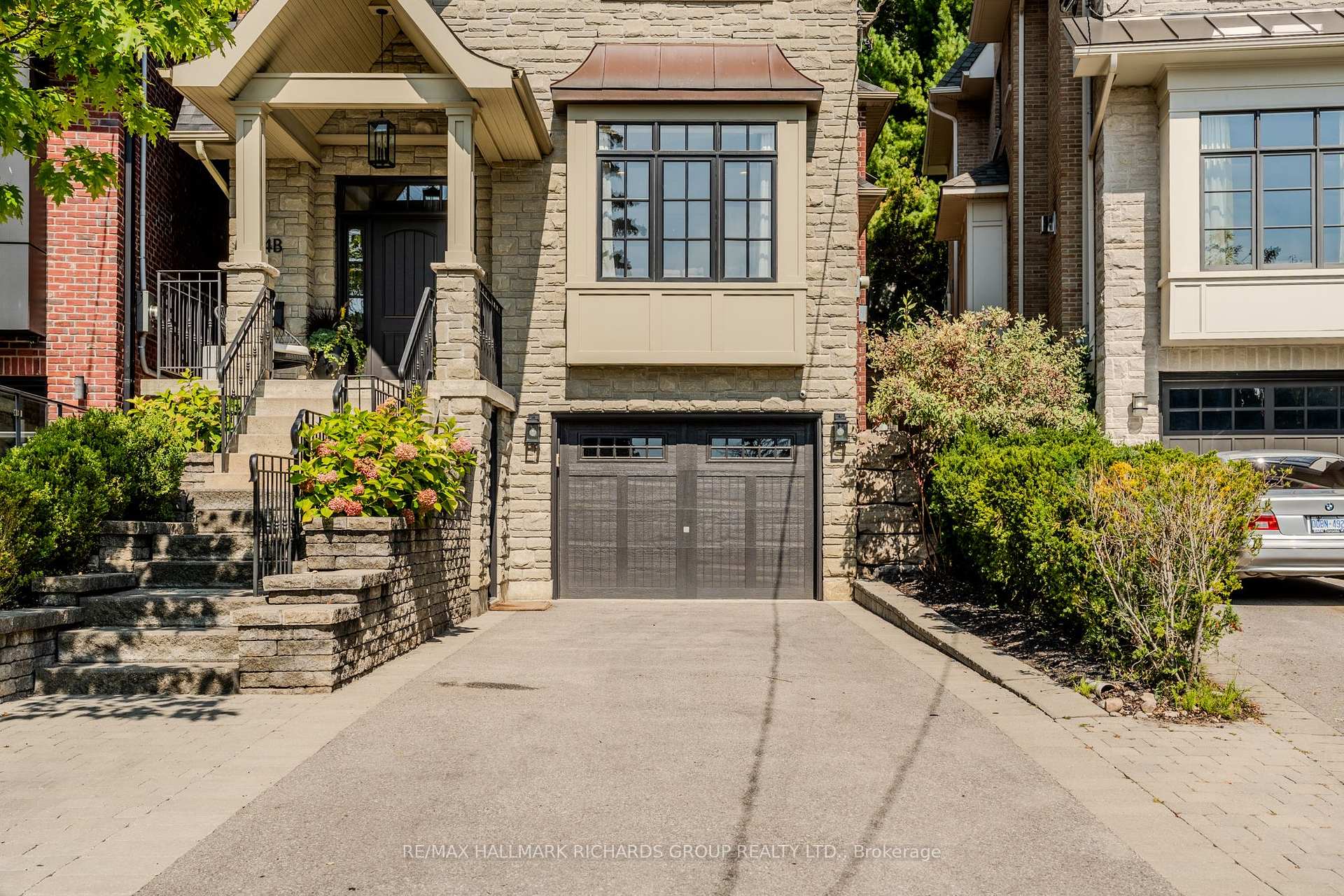 34B Long Crescent