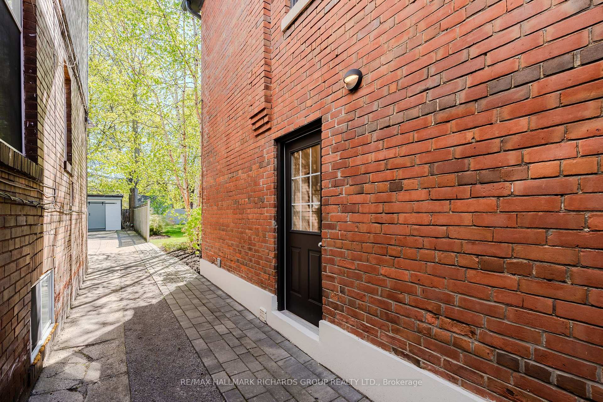 389 Woodbine Avenue