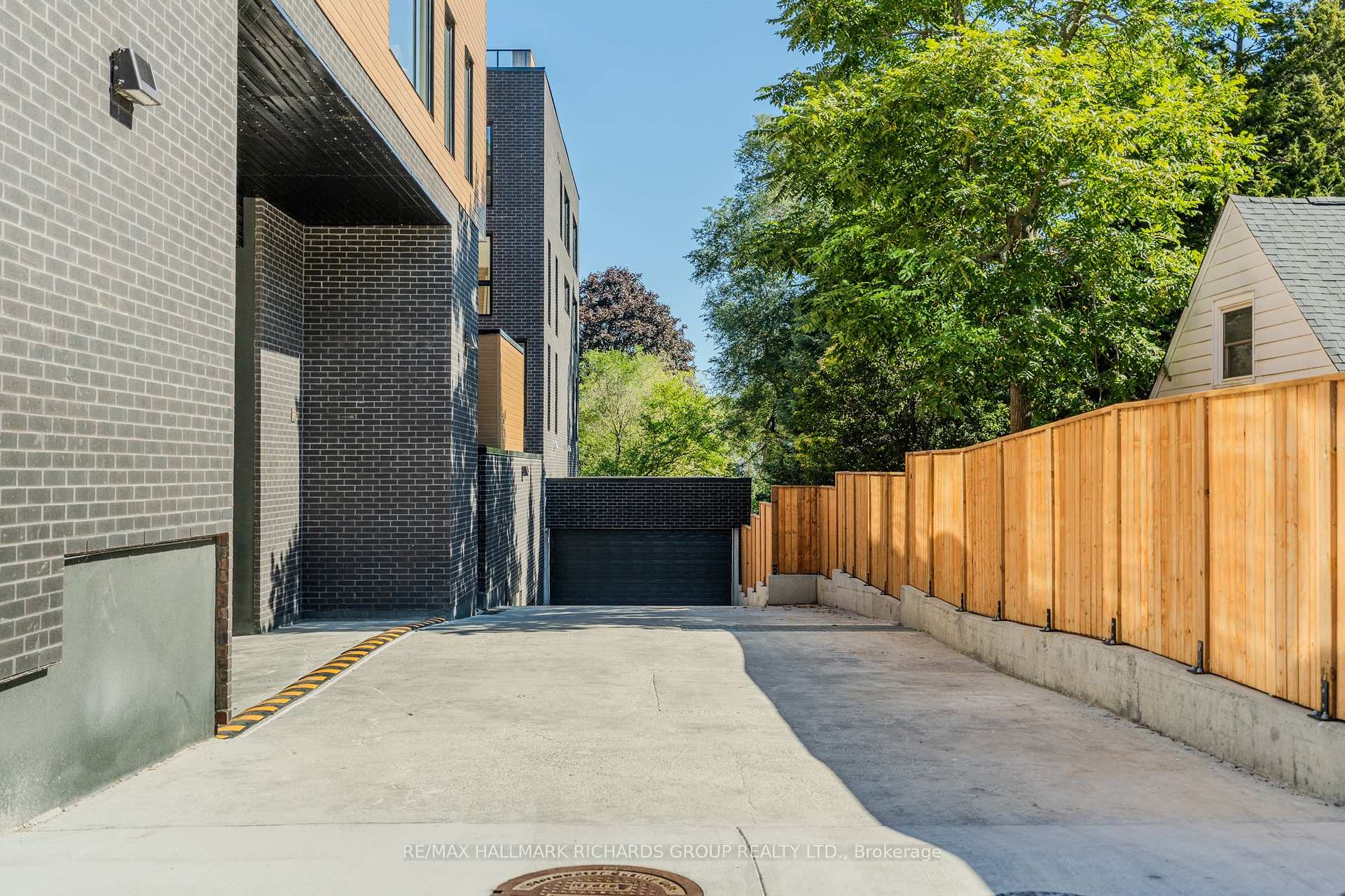 35 Birchcliff Avenue 42