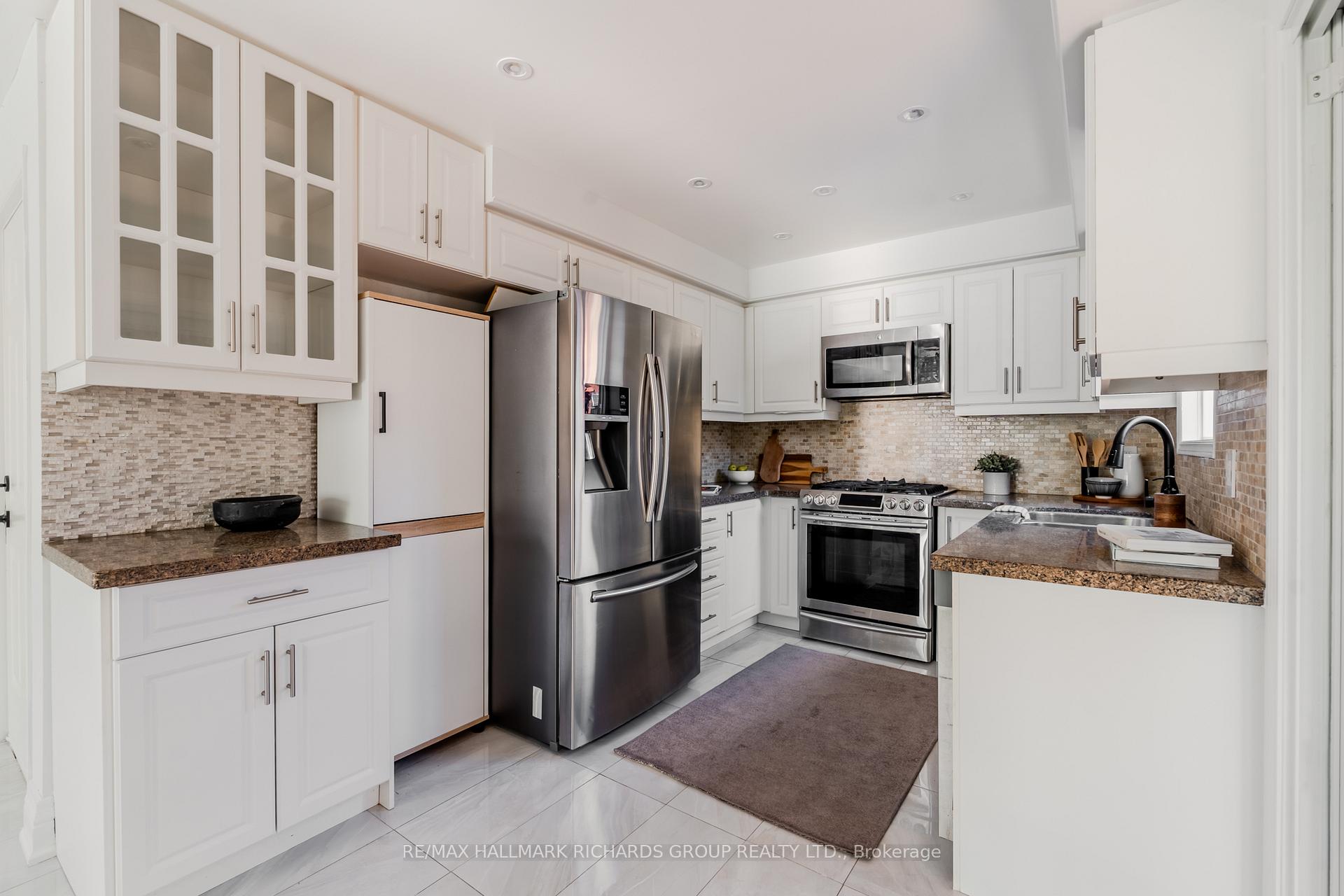 1531 Arcadia Square, Pickering