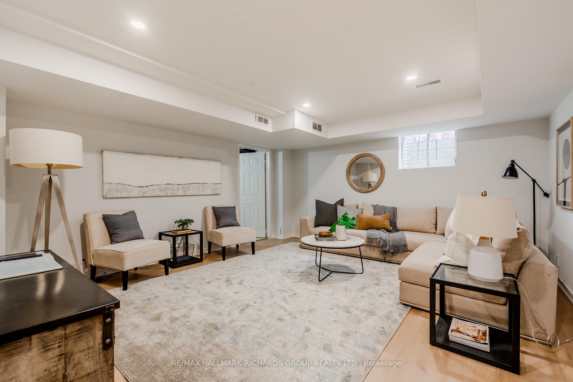 1531 Arcadia Square, Pickering