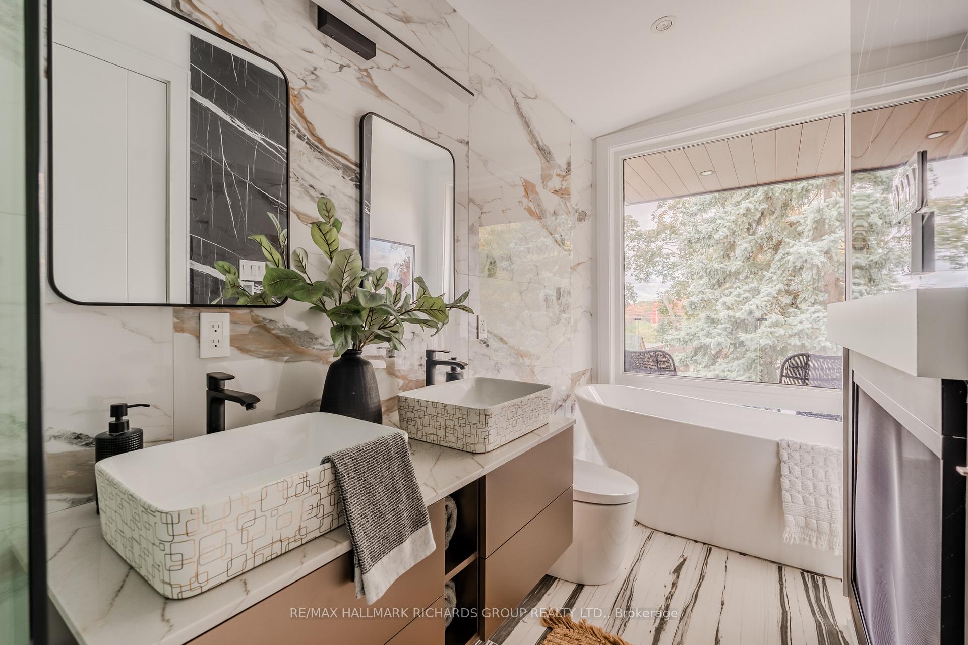 19 Devon Road, Toronto E02