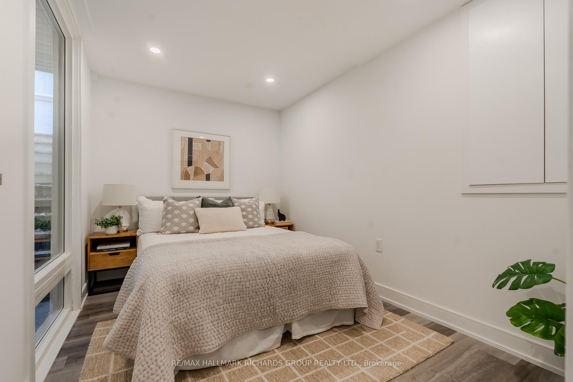 19 Devon Road, Toronto E02