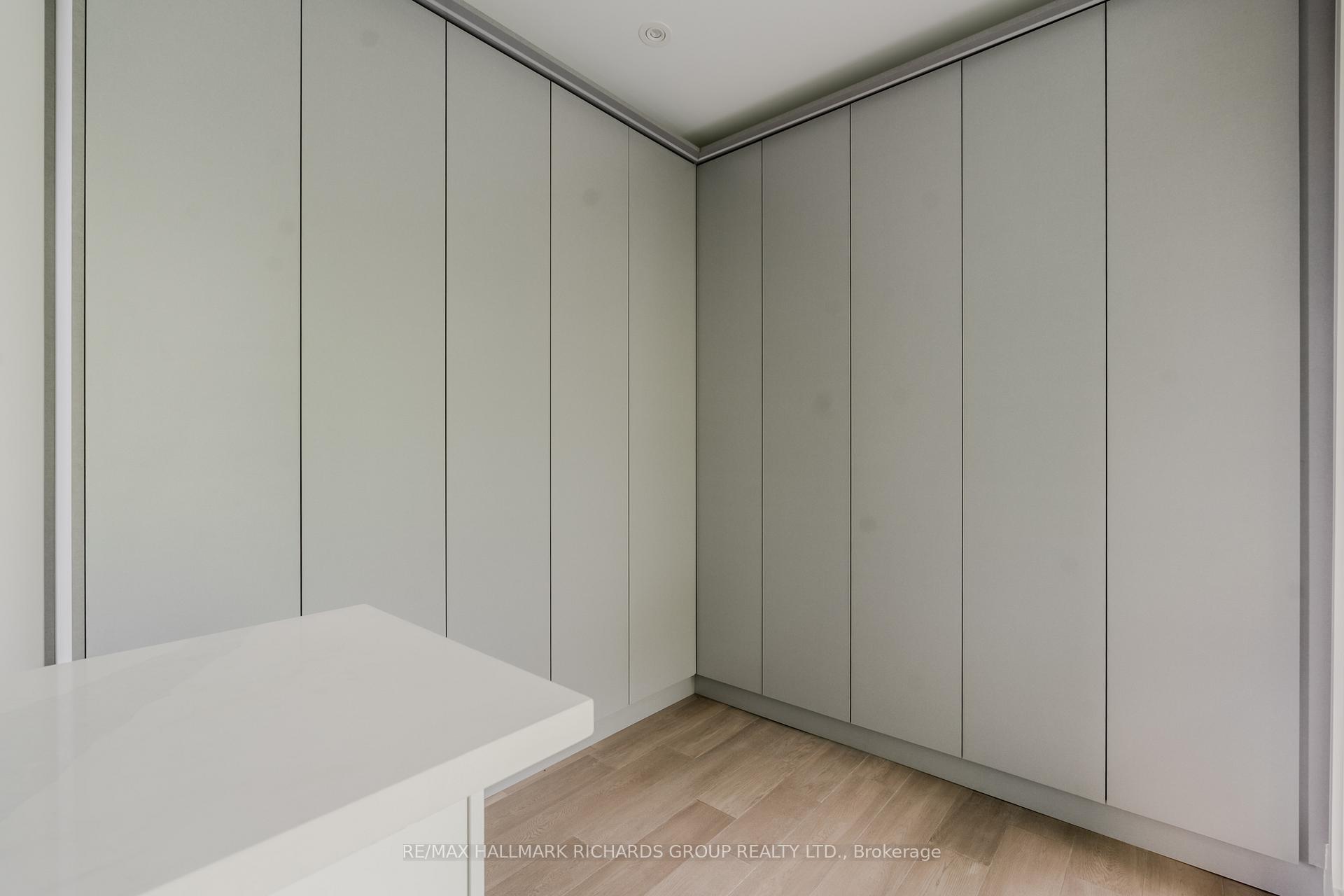 19 Devon Road, Toronto E02