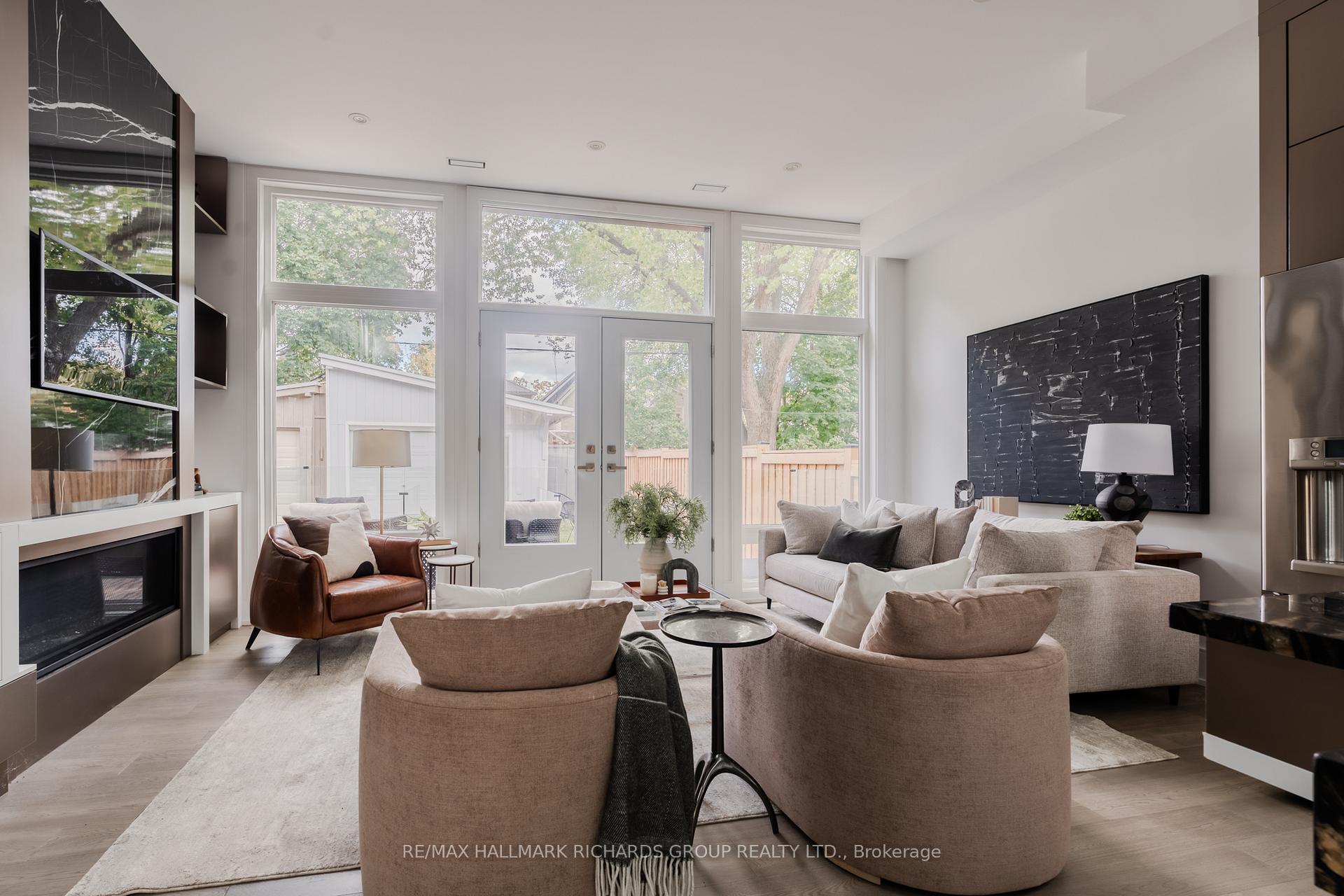 19 Devon Road, Toronto E02