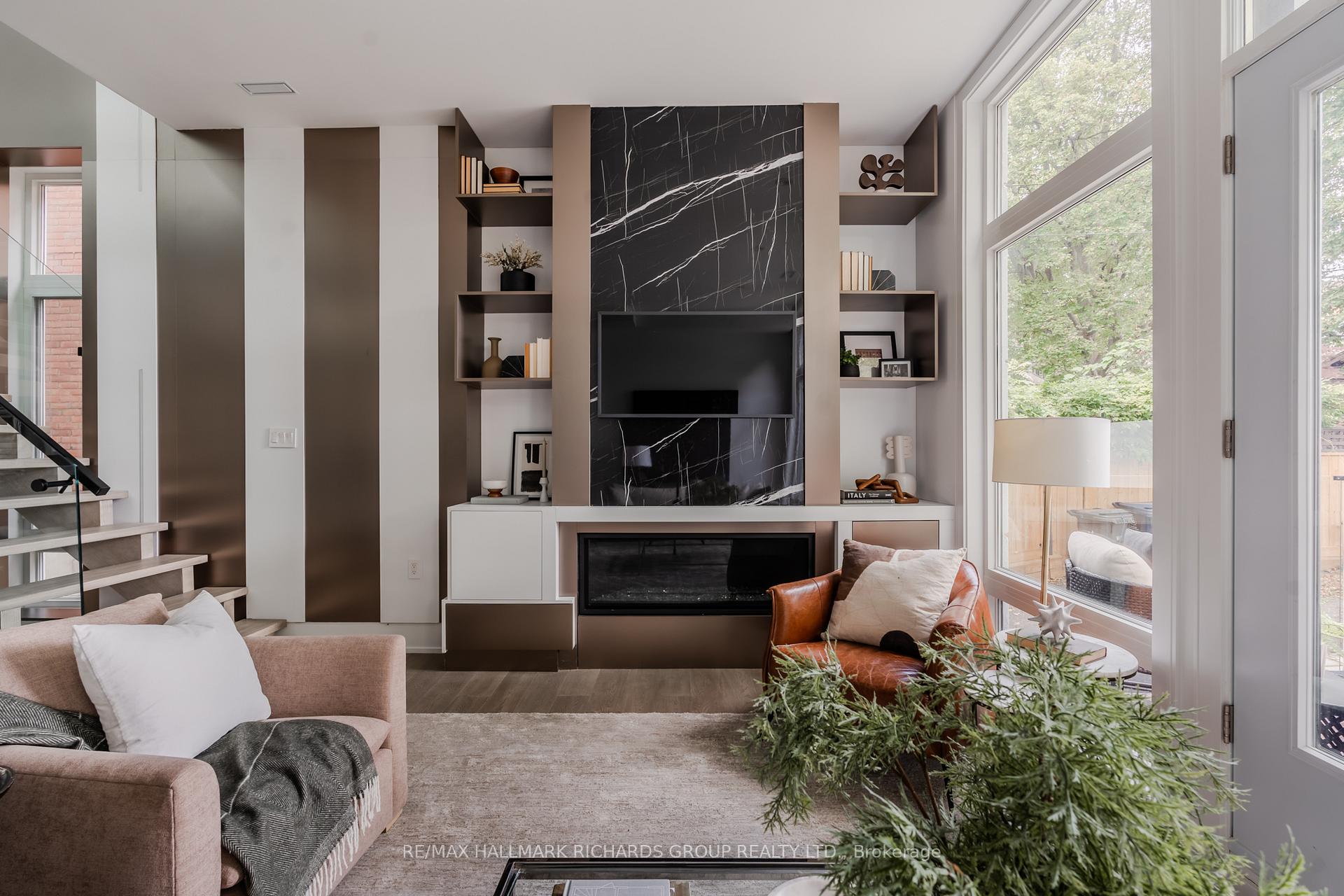 19 Devon Road, Toronto E02