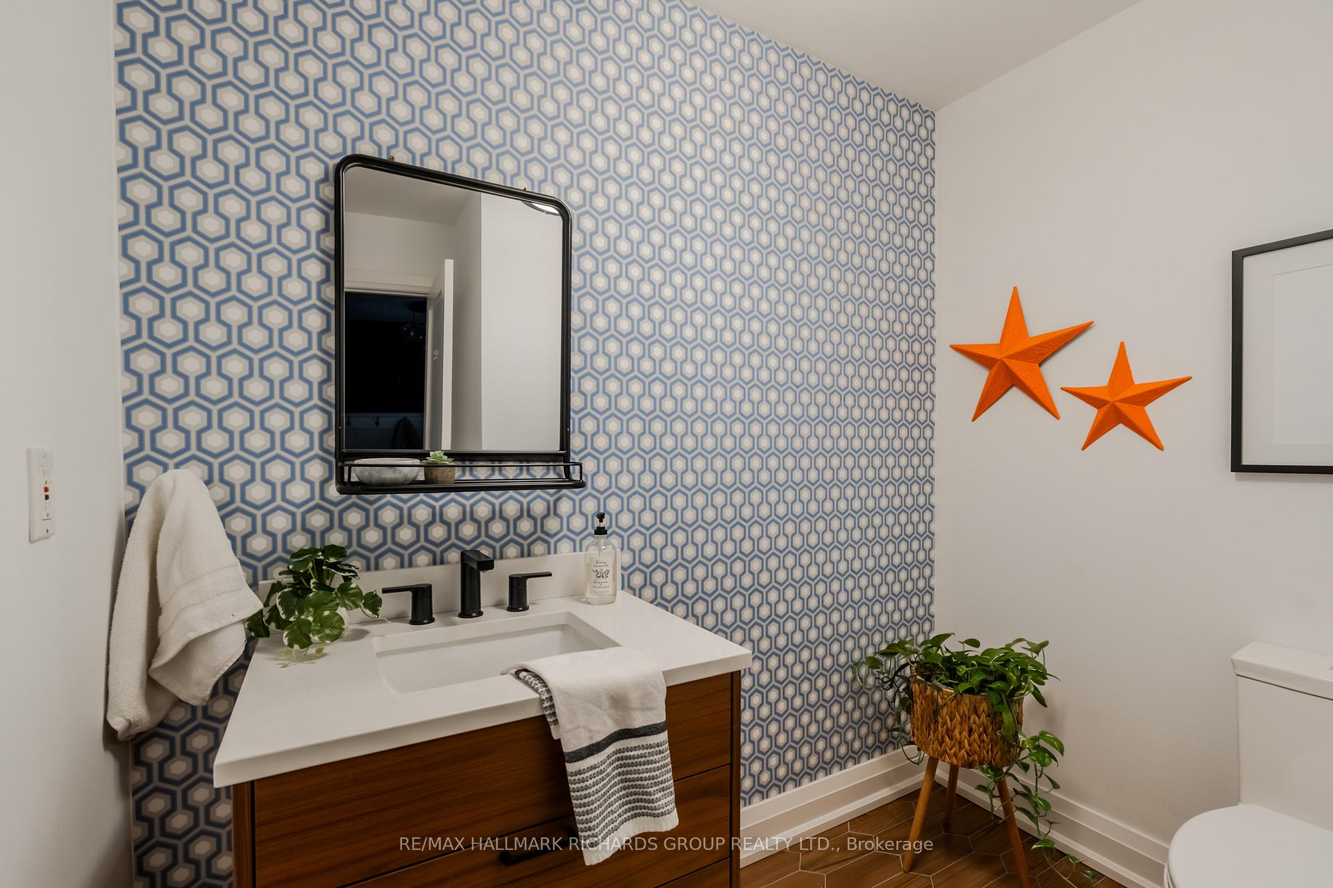 108 Victoria Park Avenue