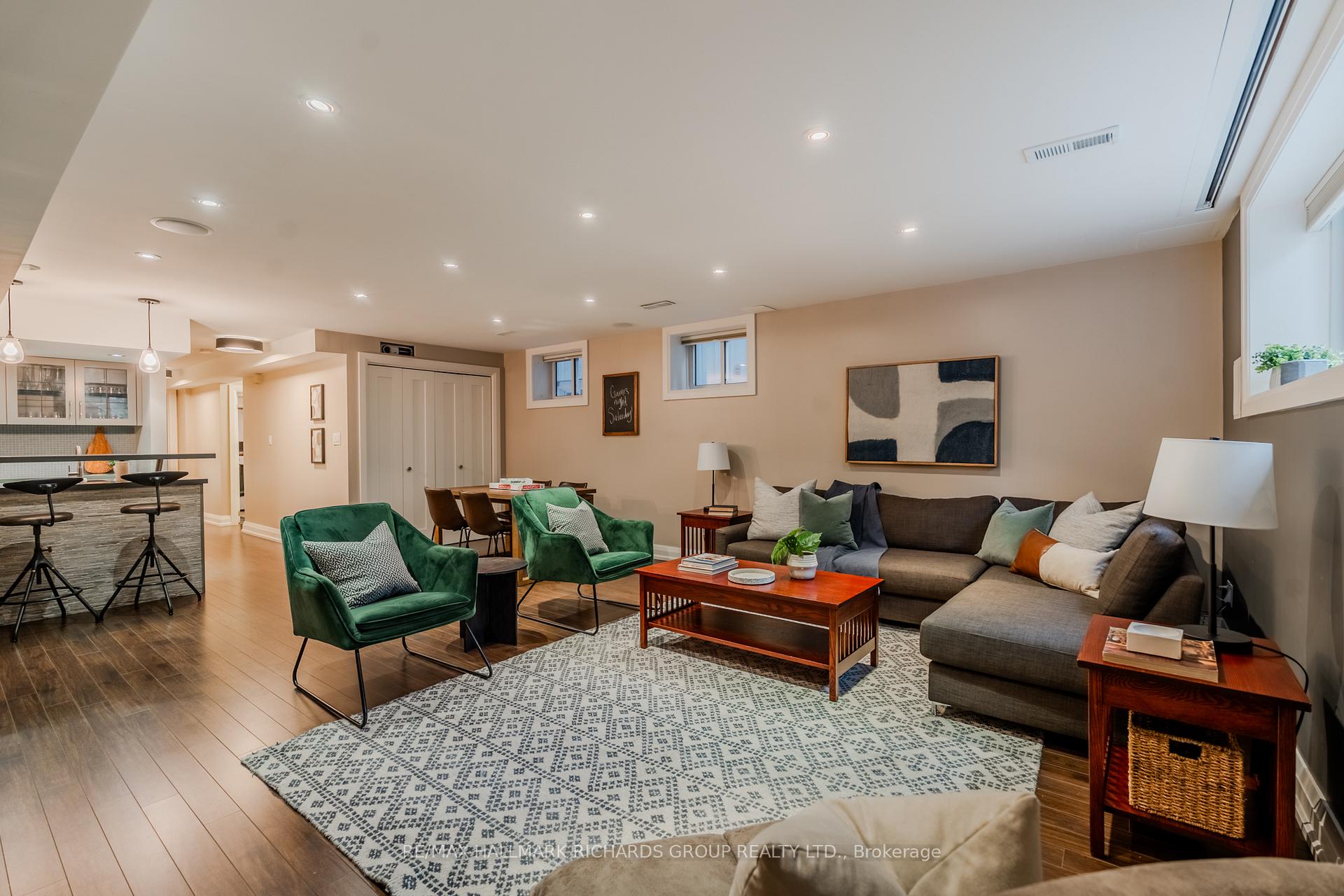 108 Victoria Park Avenue