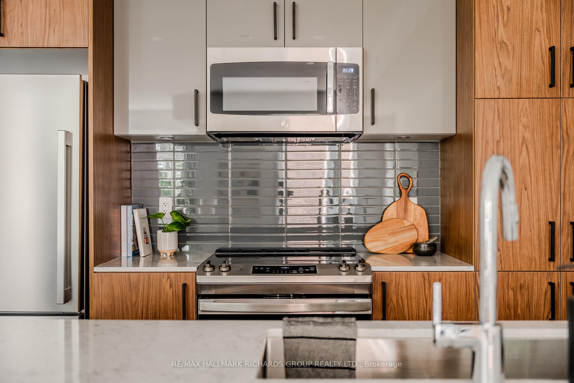 35 Birchcliff Avenue 42