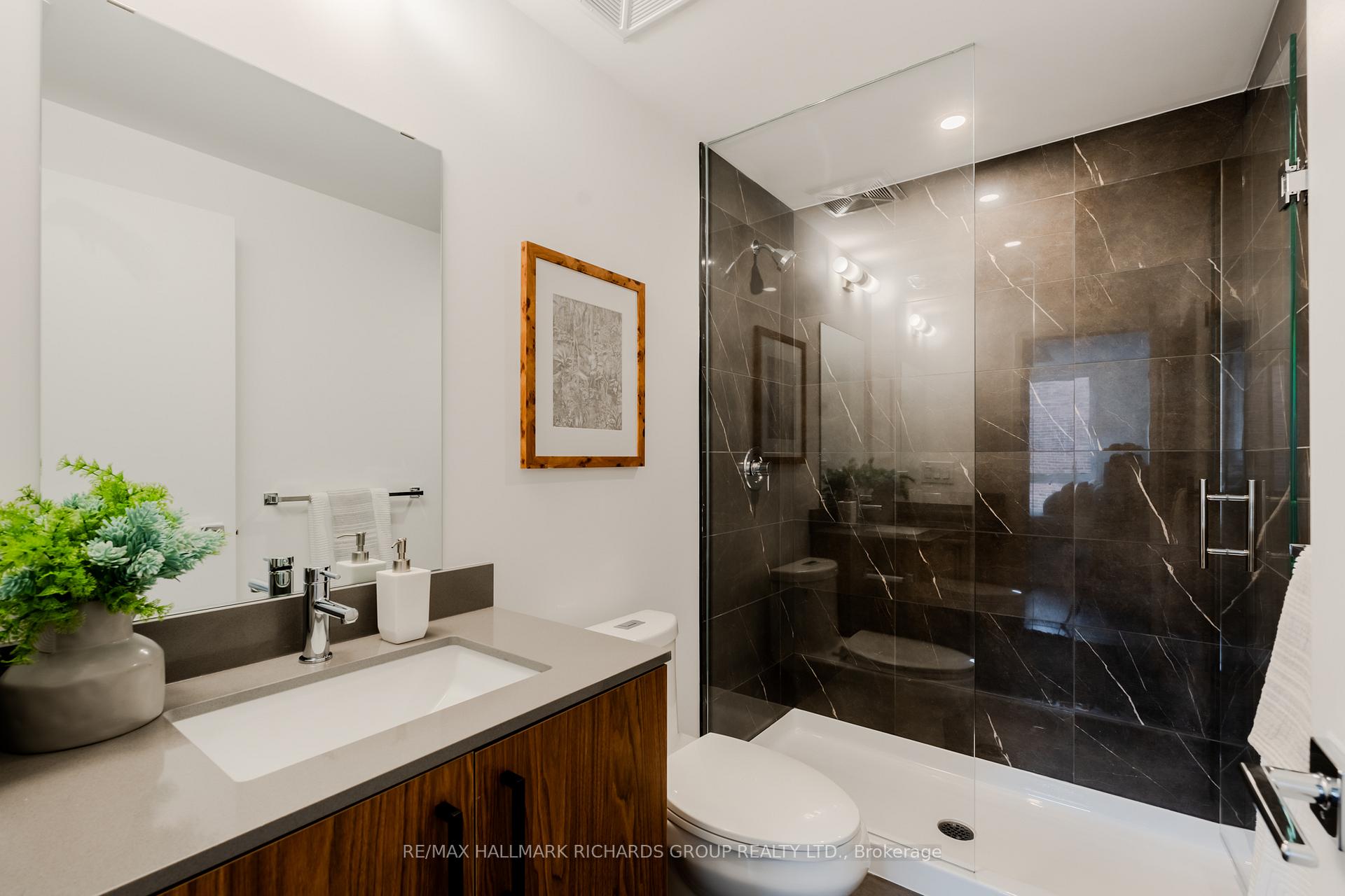 35 Birchcliff Avenue 42