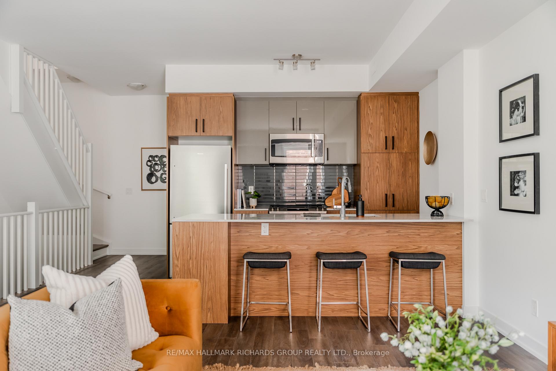 35 Birchcliff Avenue 42