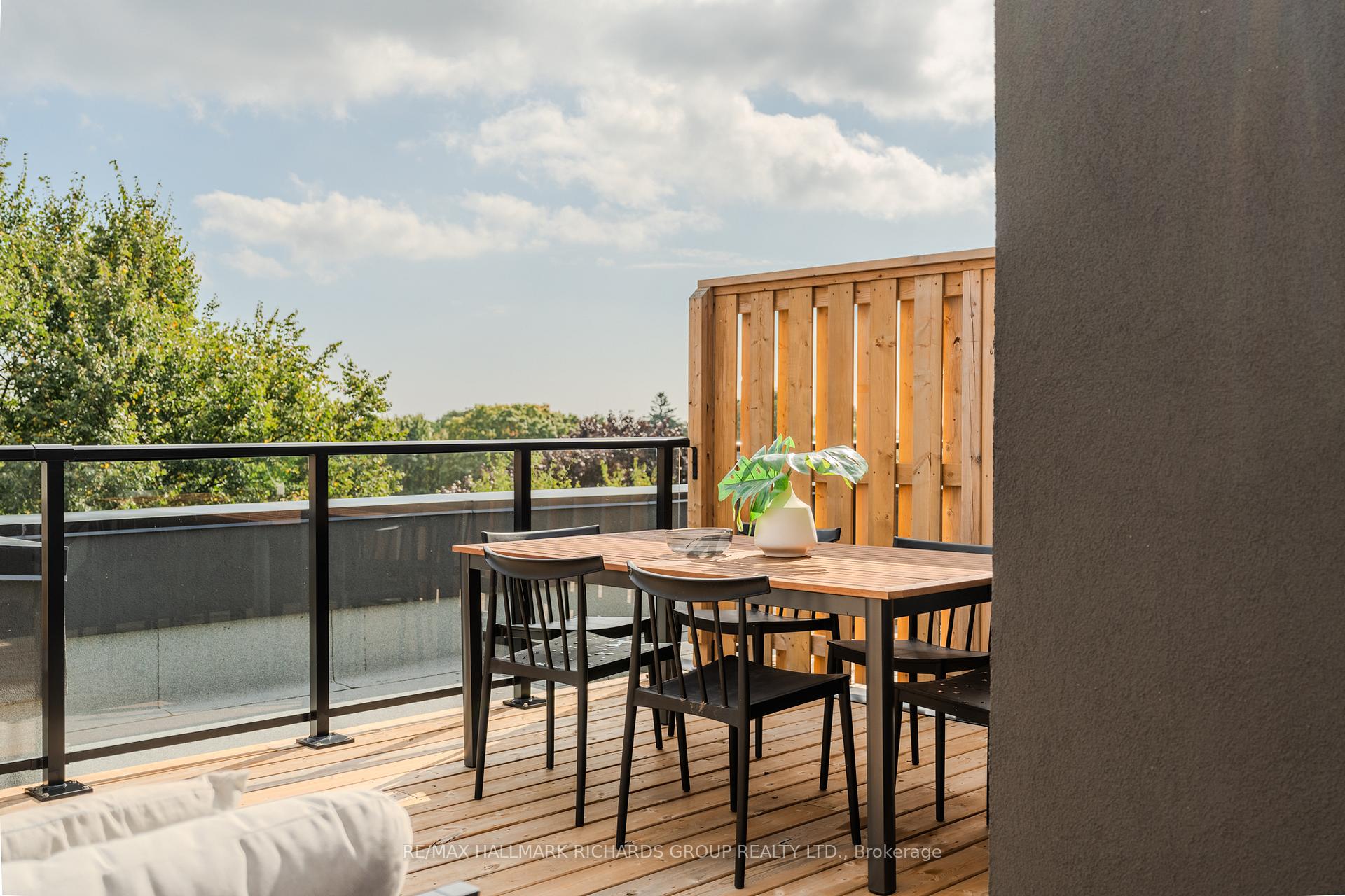 35 Birchcliff Avenue 42