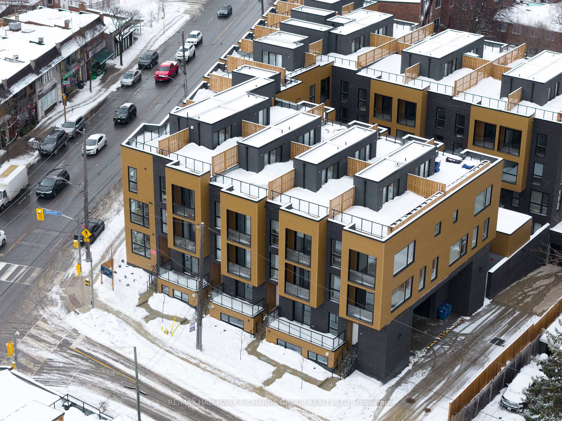 35 Birchcliff Avenue 23