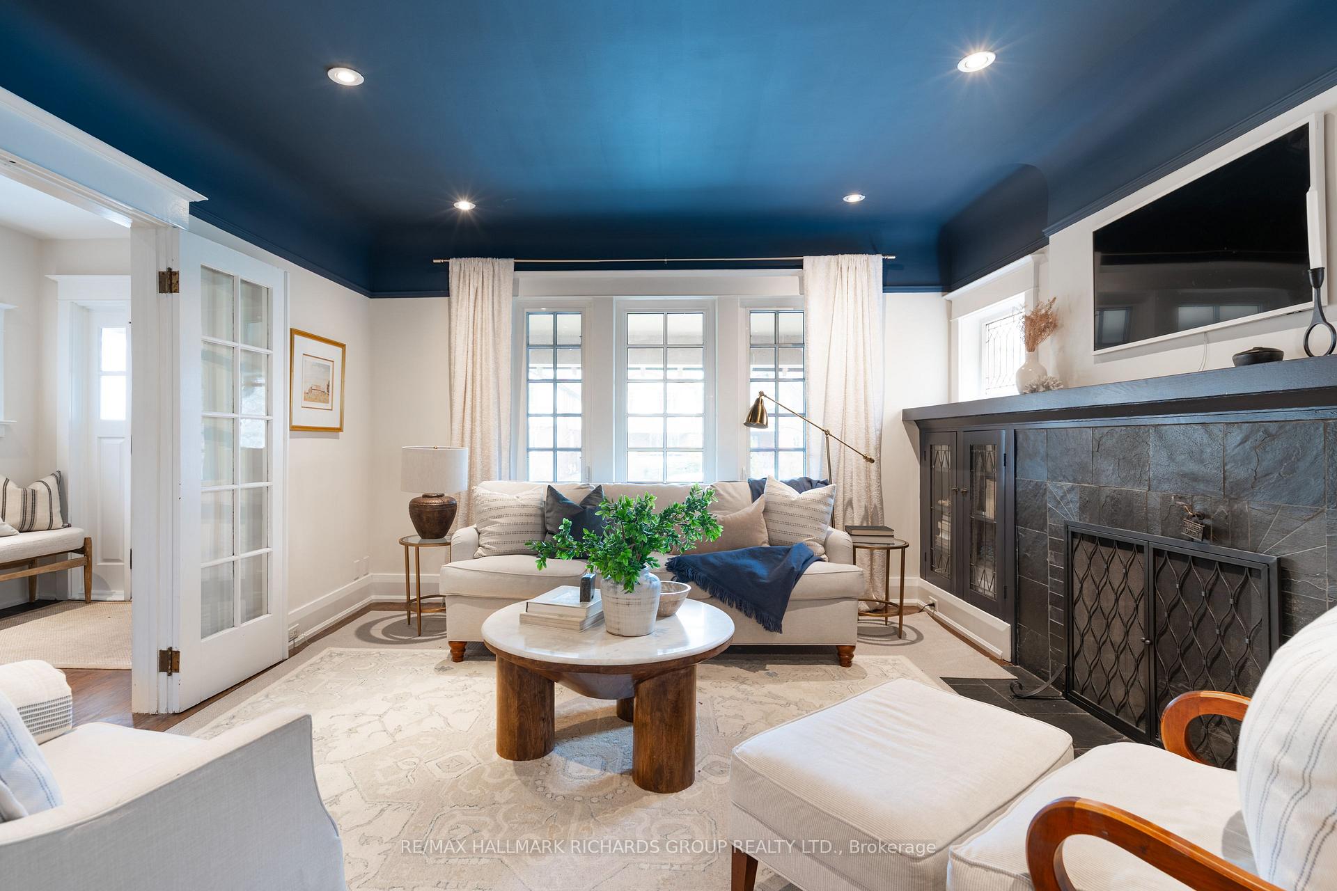 152 Hammersmith Avenue