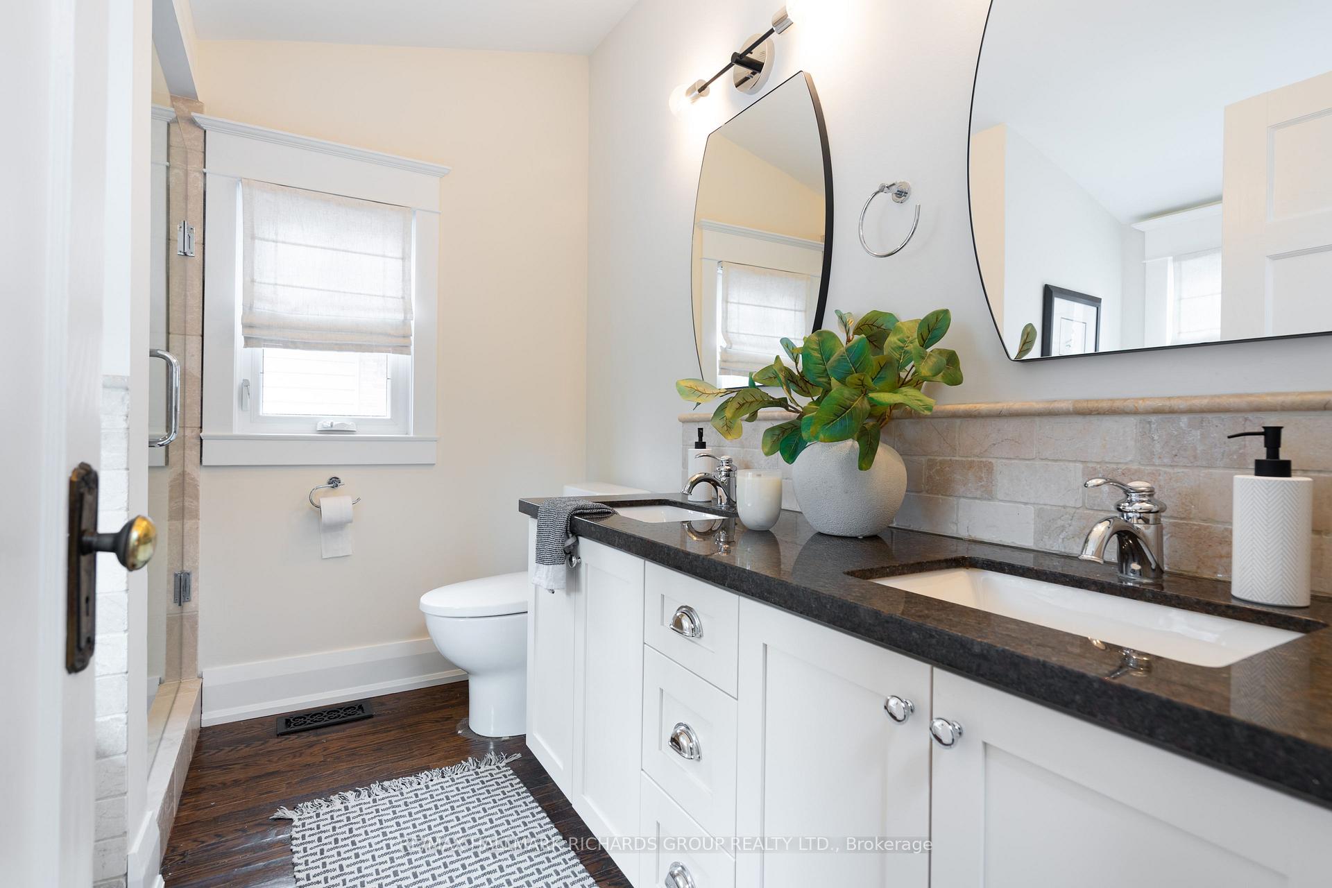 152 Hammersmith Avenue