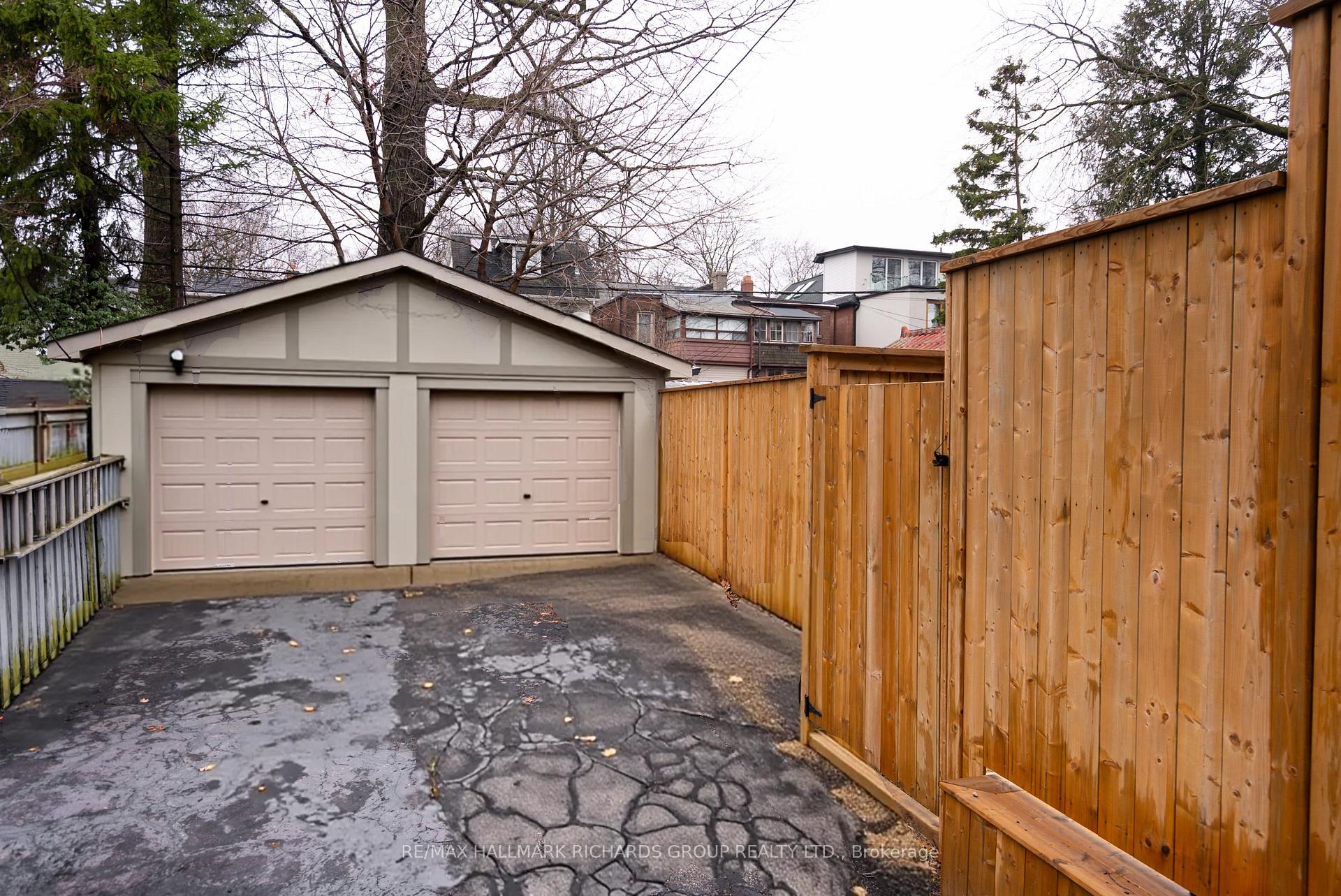 152 Hammersmith Avenue