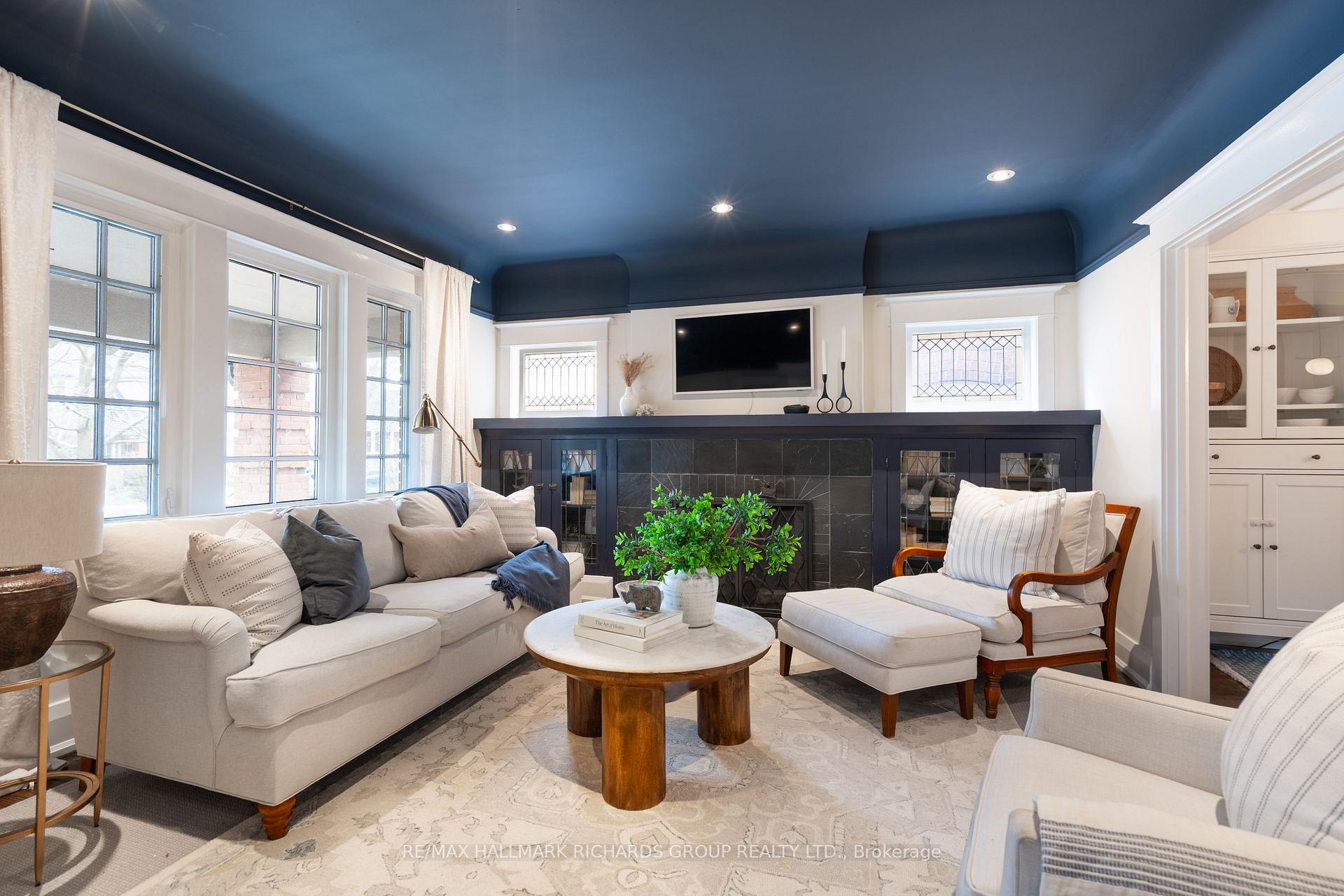 152 Hammersmith Avenue