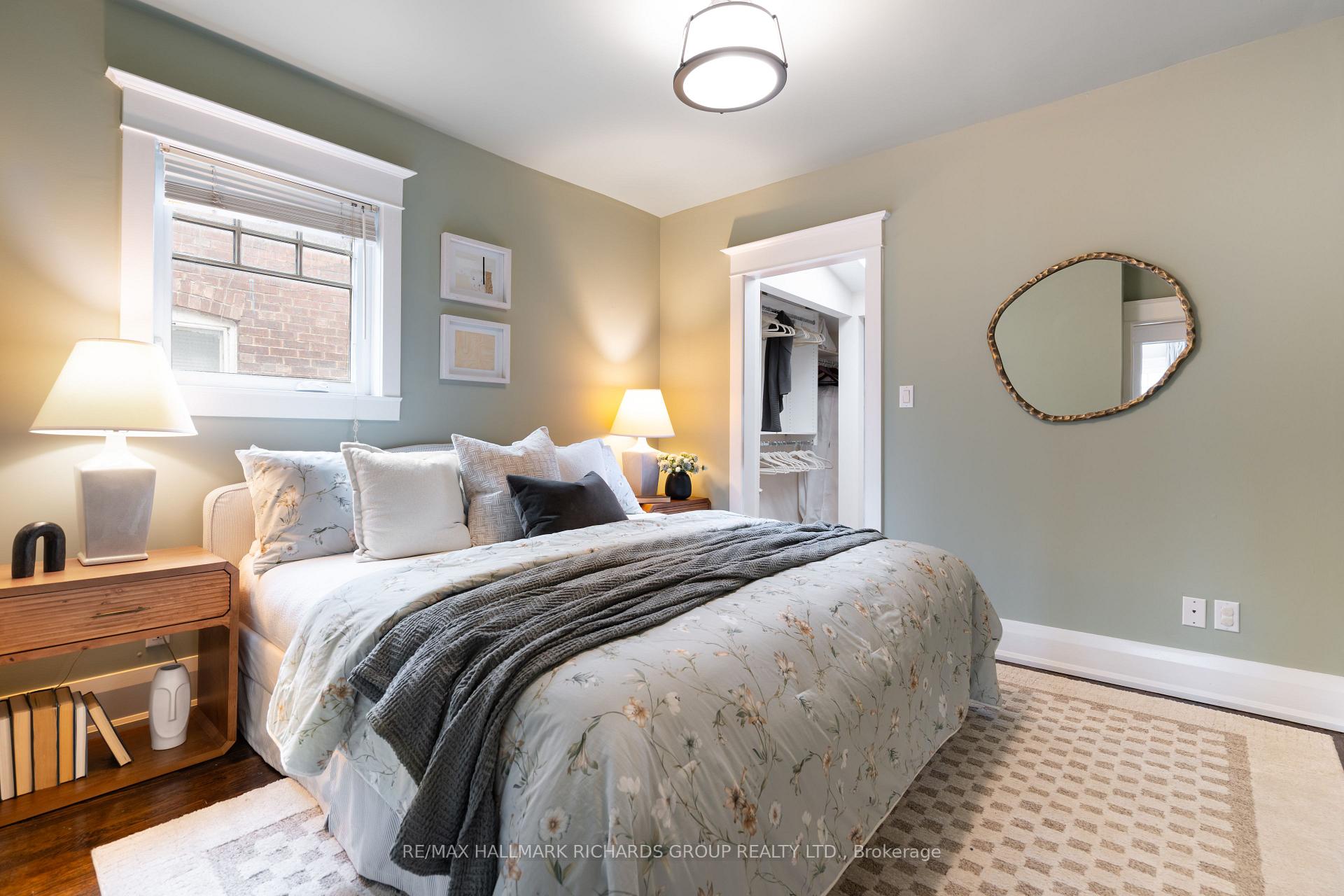 152 Hammersmith Avenue