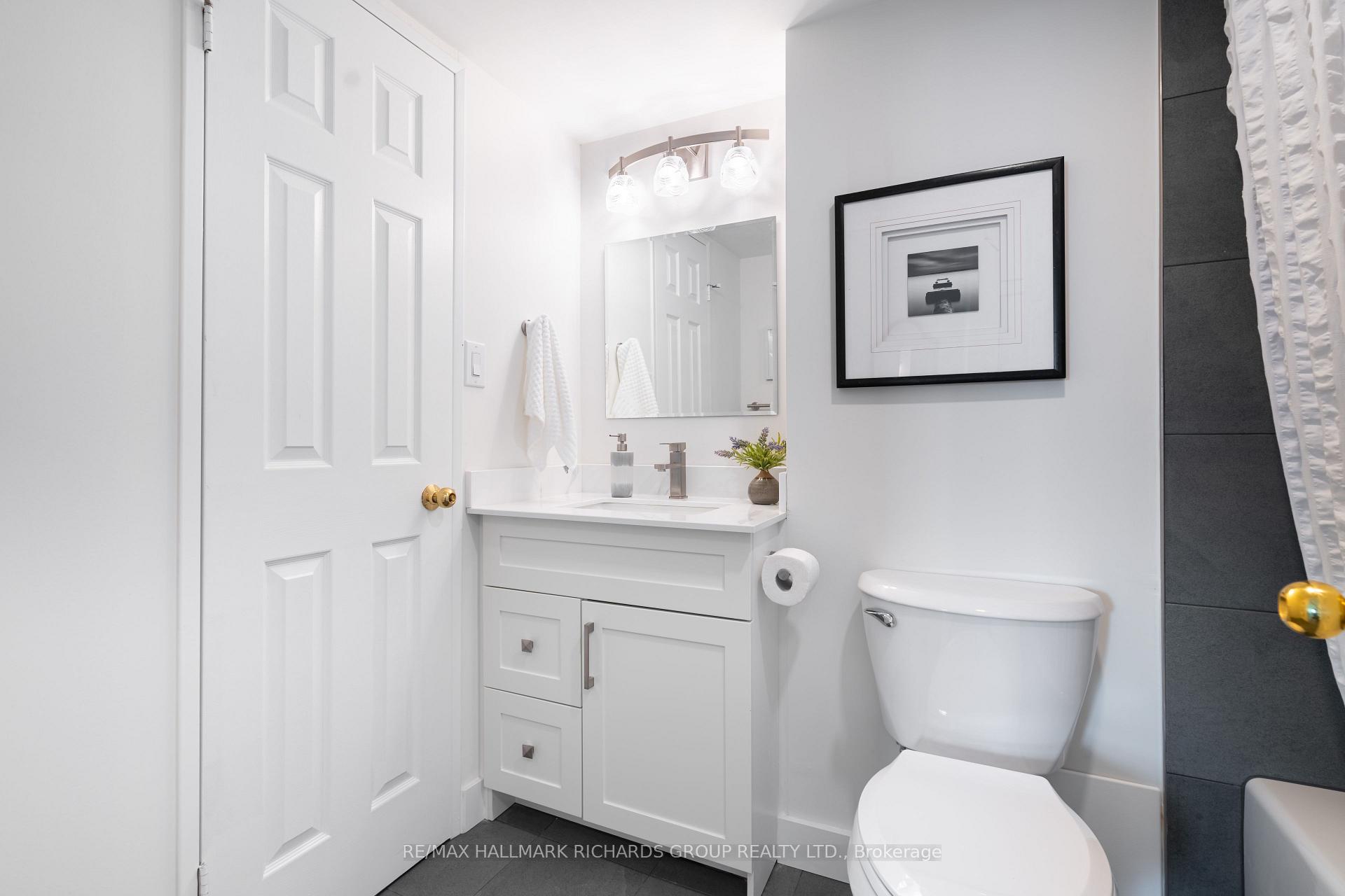 30 Thunder Grove 1811