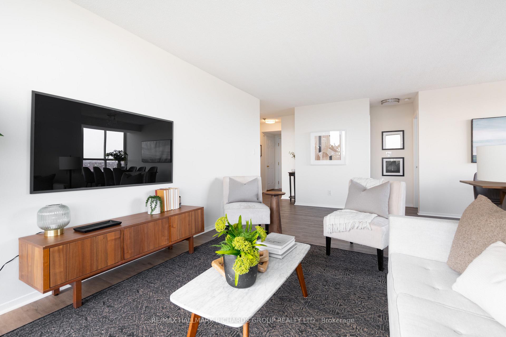 30 Thunder Grove 1811