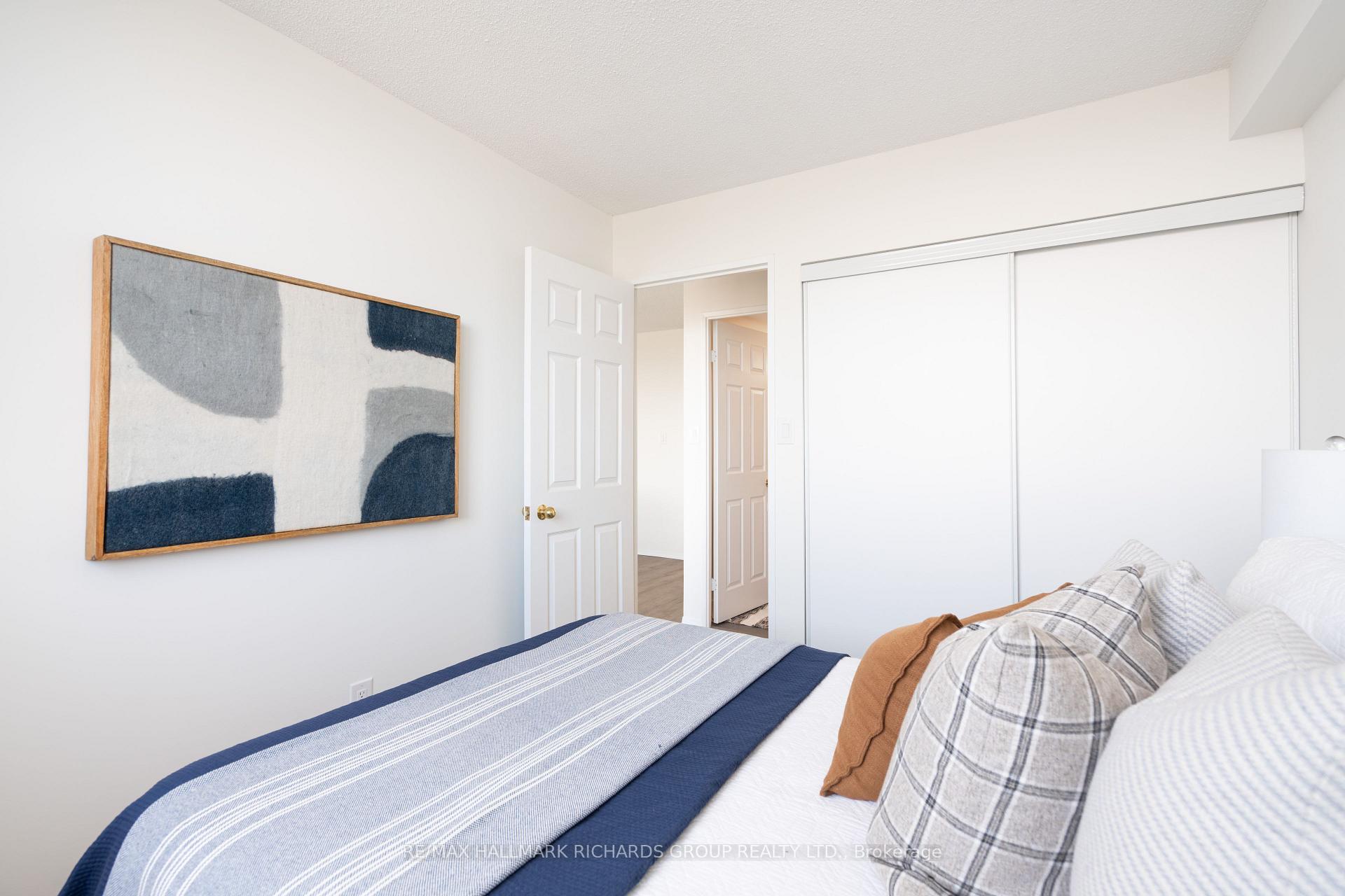 30 Thunder Grove 1811