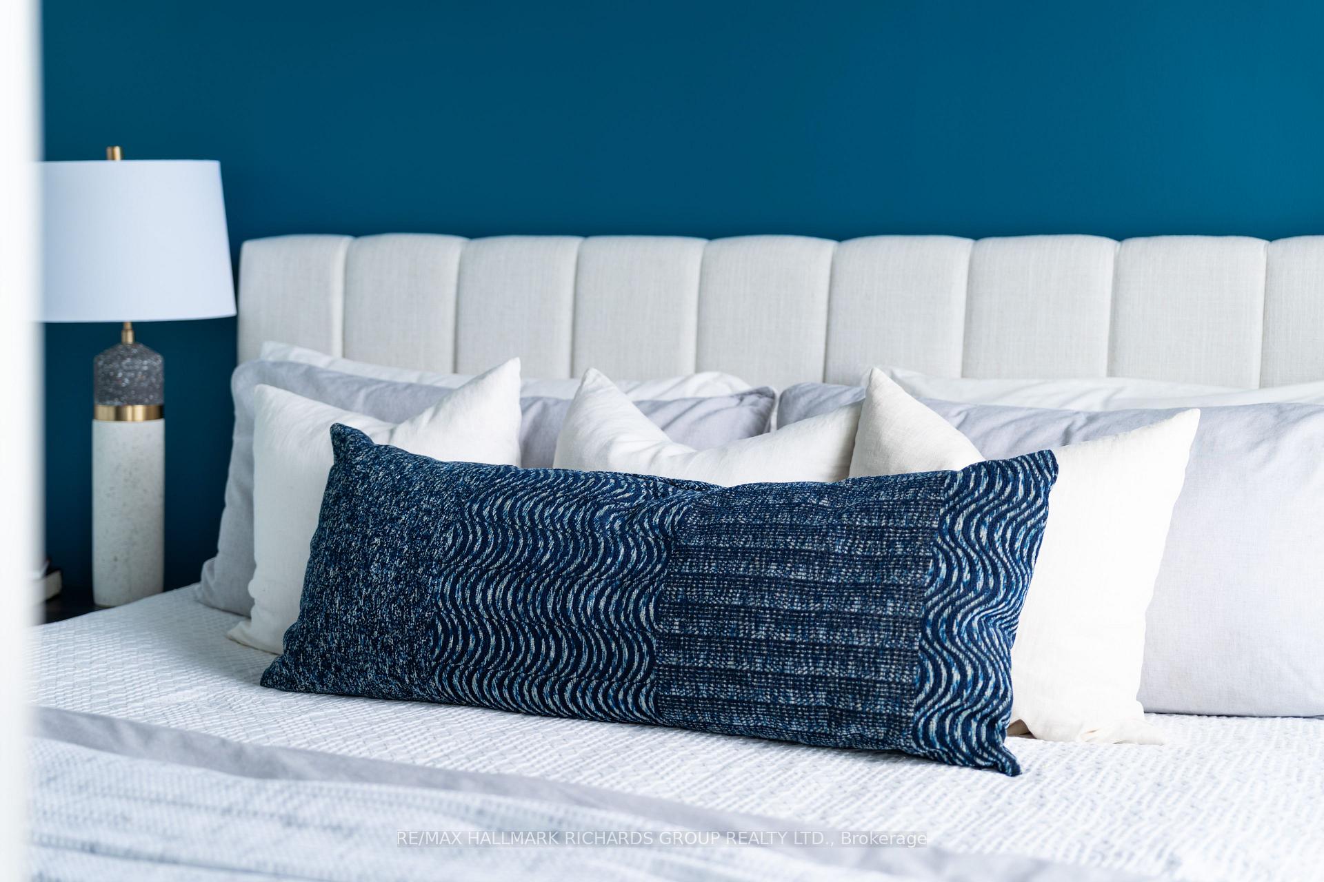 1190 Dundas Street E 419