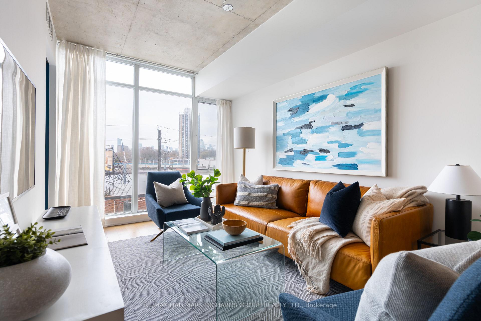 1190 Dundas Street E 419