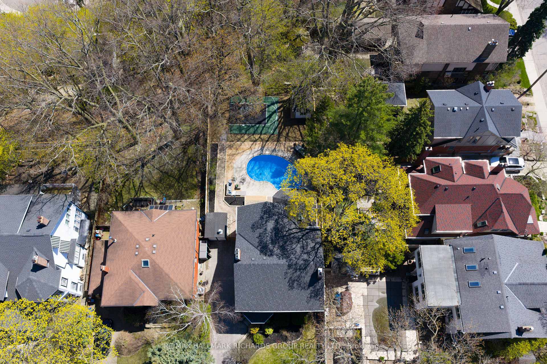 27 Bracken Avenue