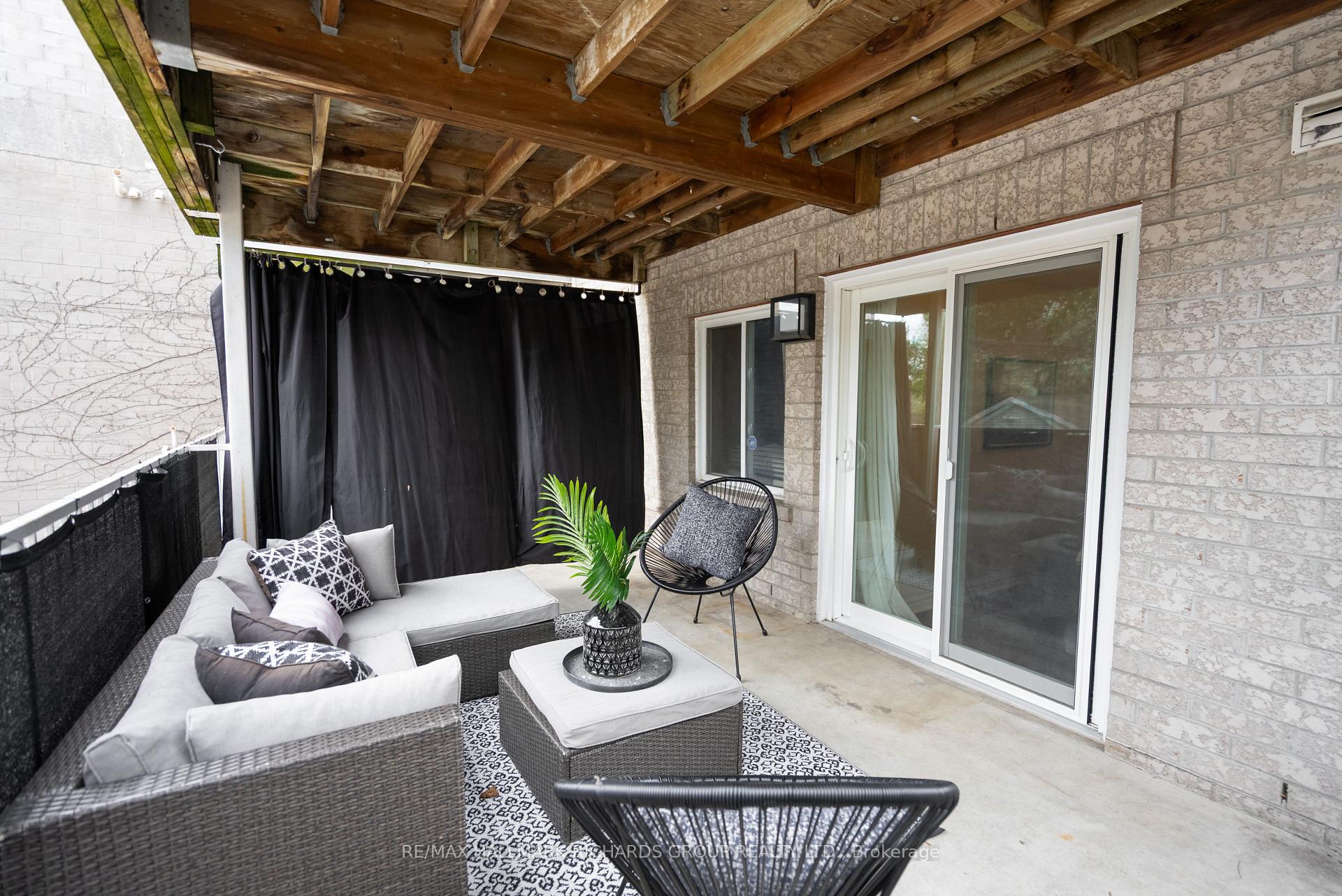 325 Kingston Road 101