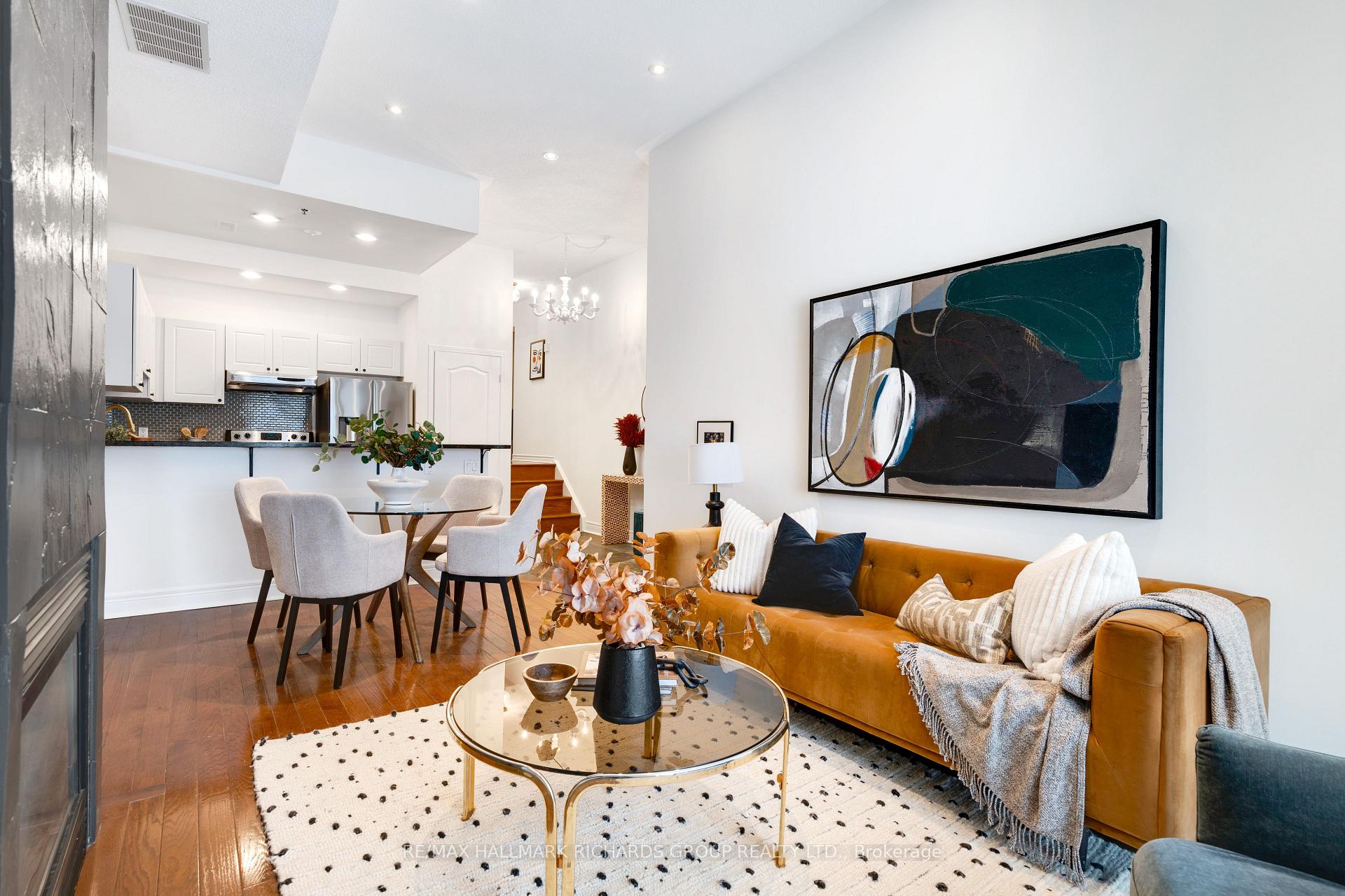 325 Kingston Road 101