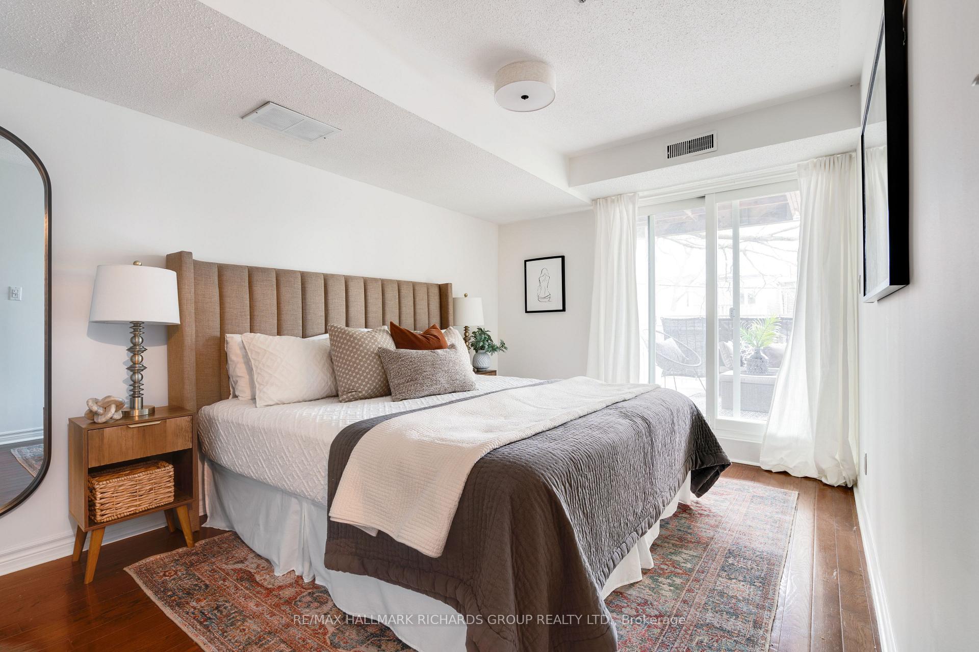325 Kingston Road 101