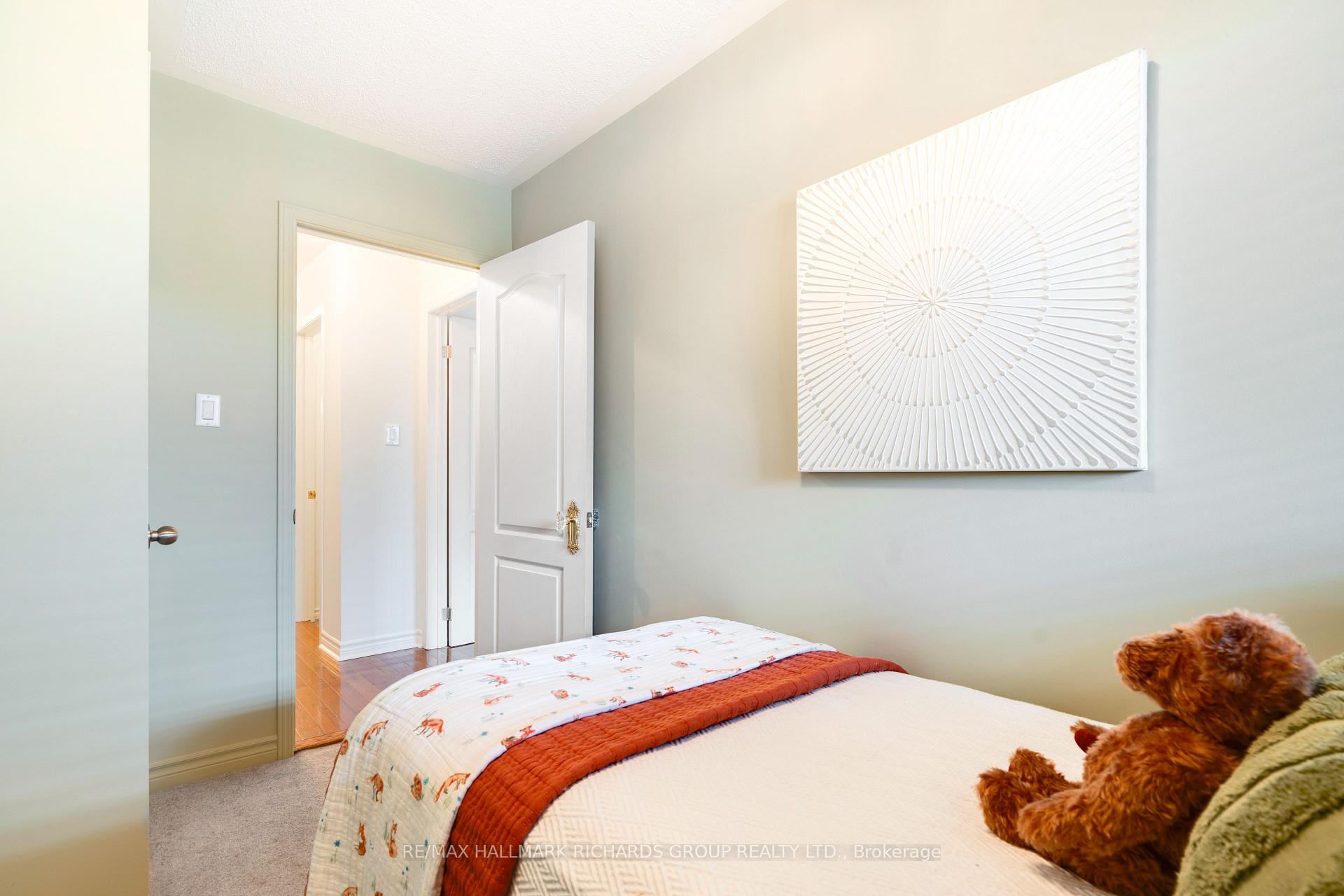 325 Kingston Road 101