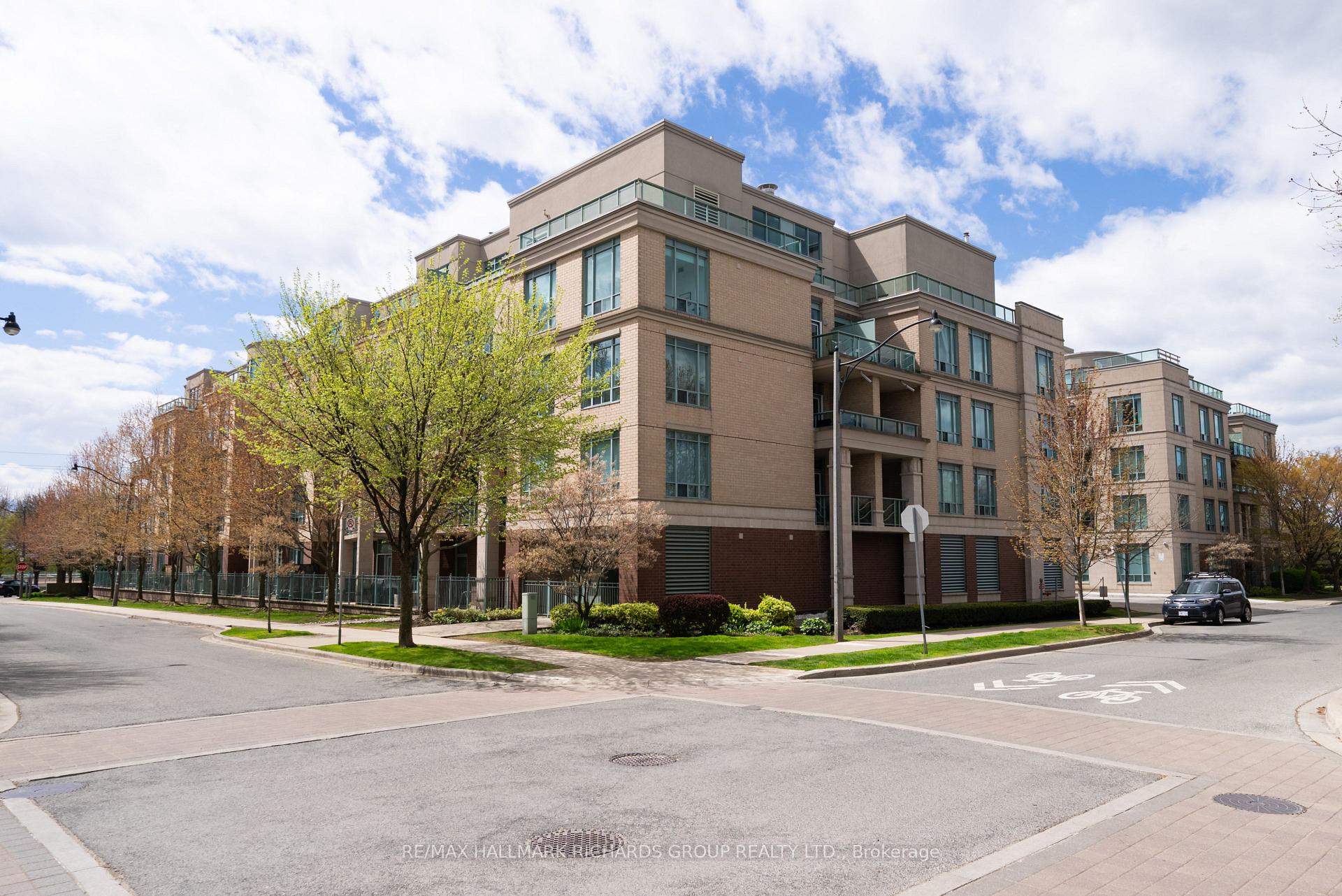 9 Boardwalk Drive 405