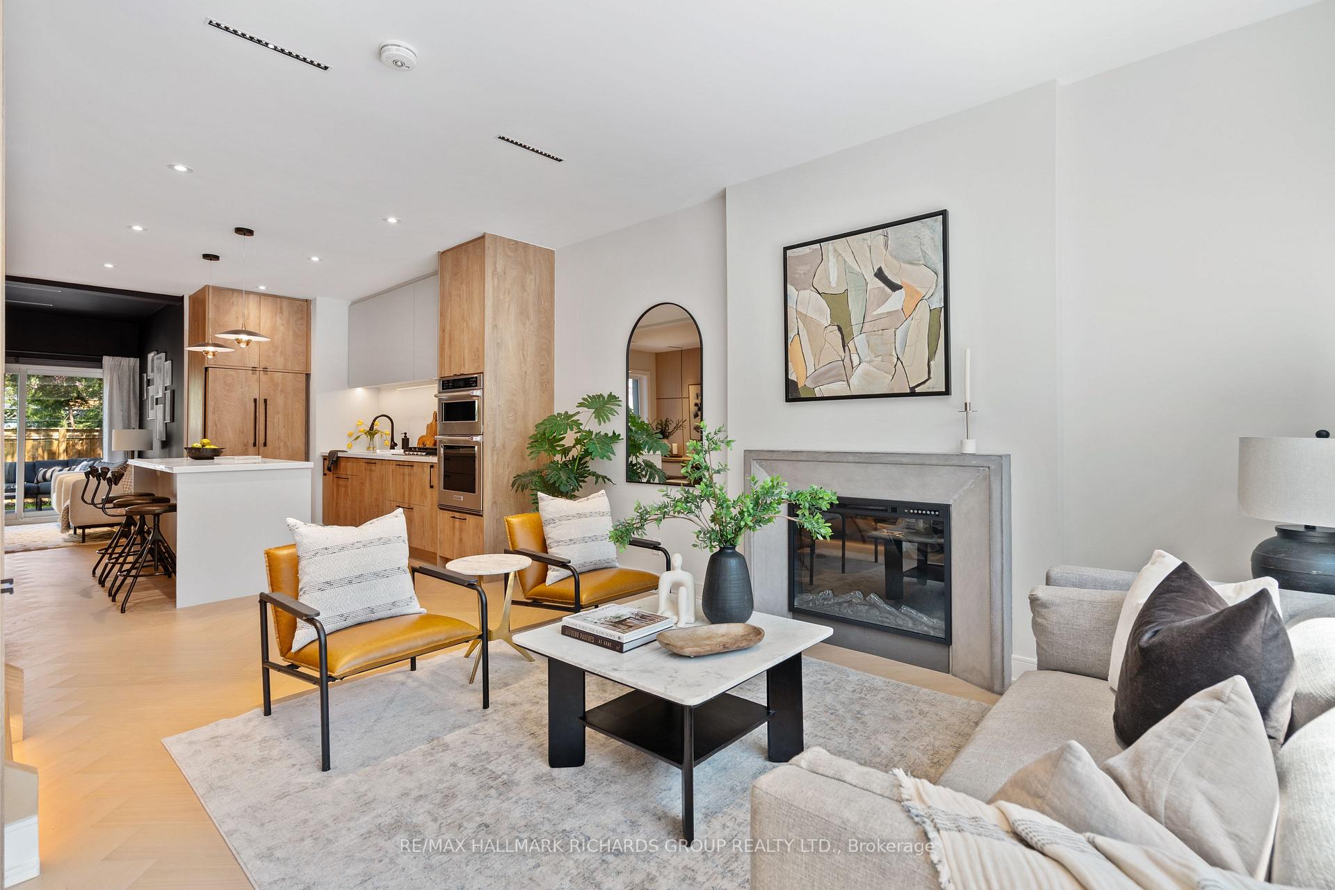 98 Dixon Avenue