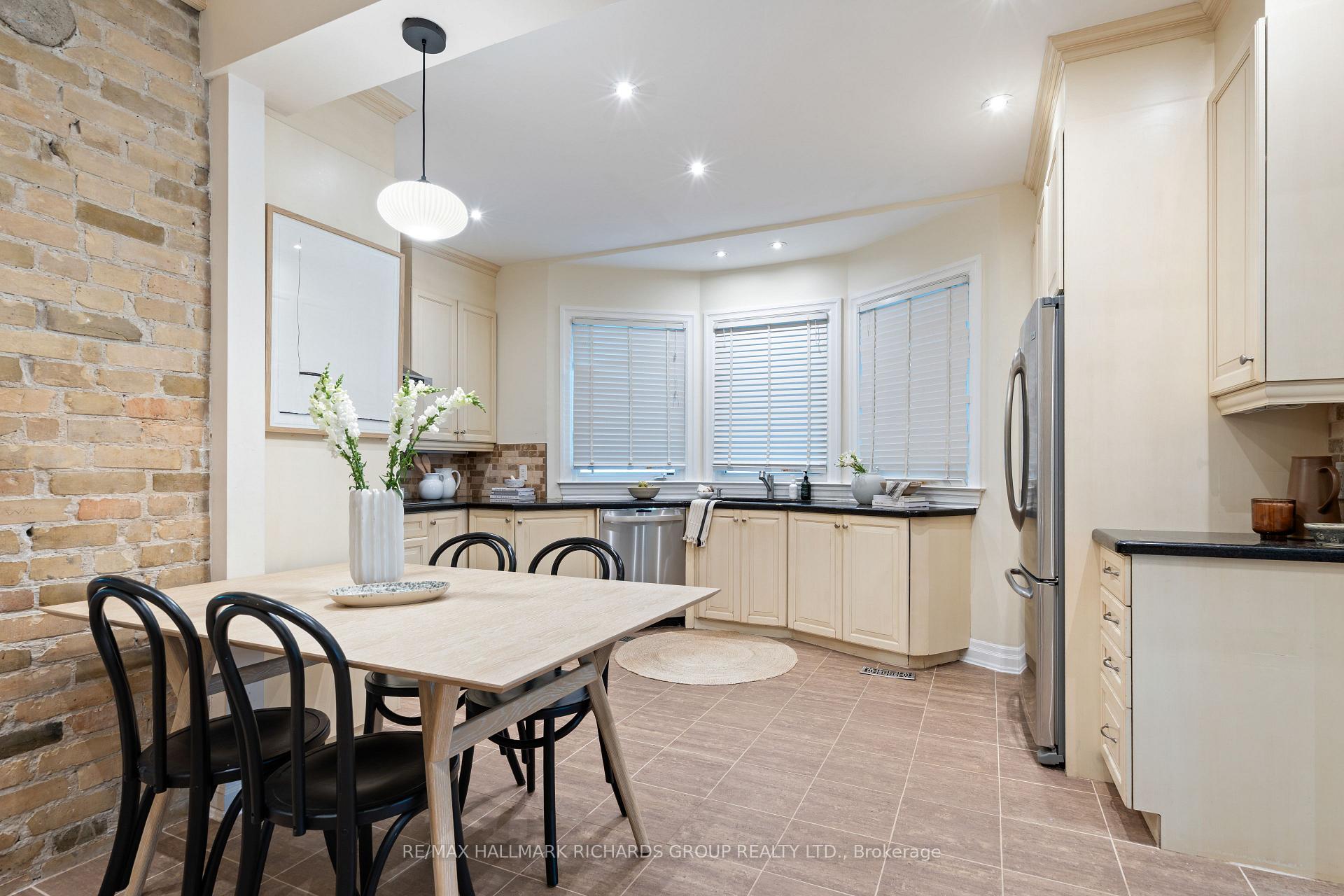72 Waverley Road