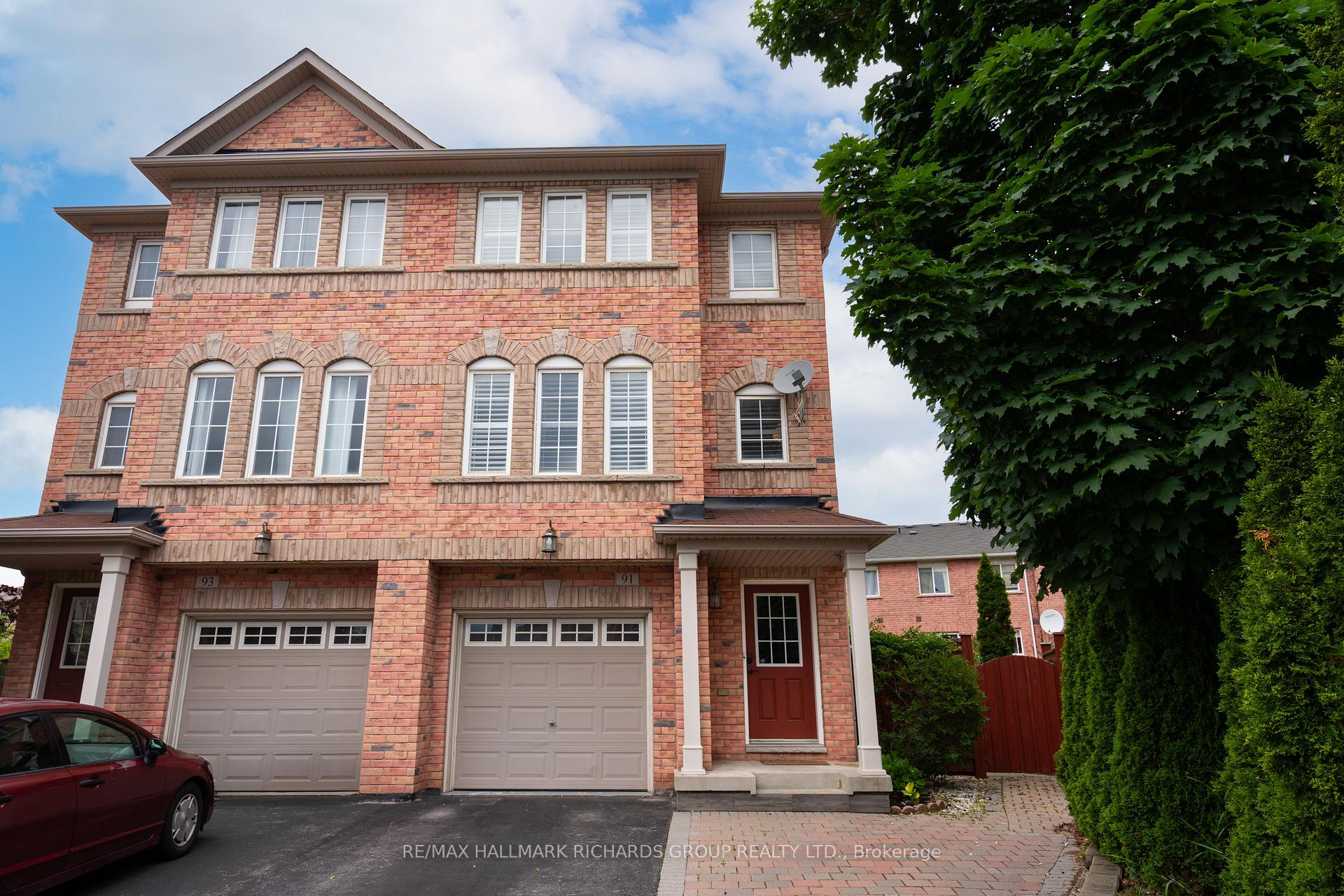91 Wilkes Crescent