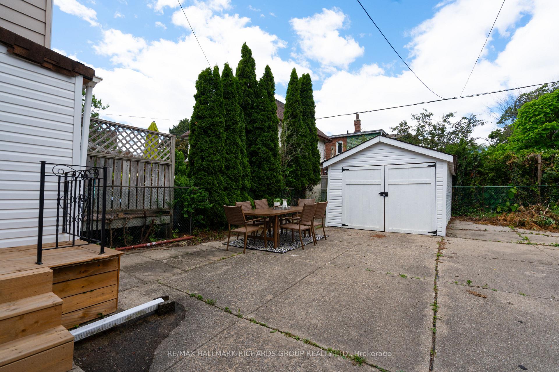 898 Greenwood Avenue